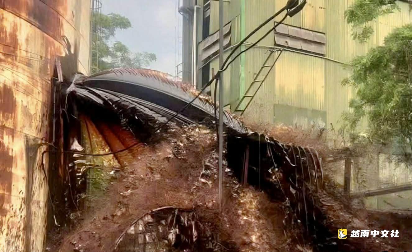 越南義安省糖廠遭雷擊,數千噸糖蜜外洩