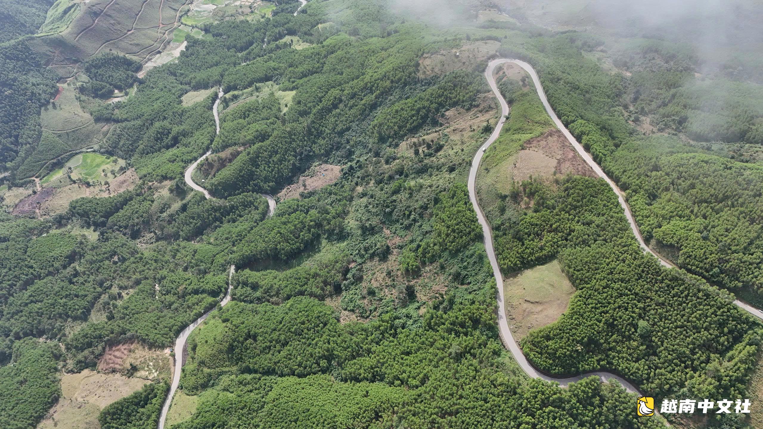 維奧拉克山口 - 極其危險的路段,經驗豐富的司機也感到緊張