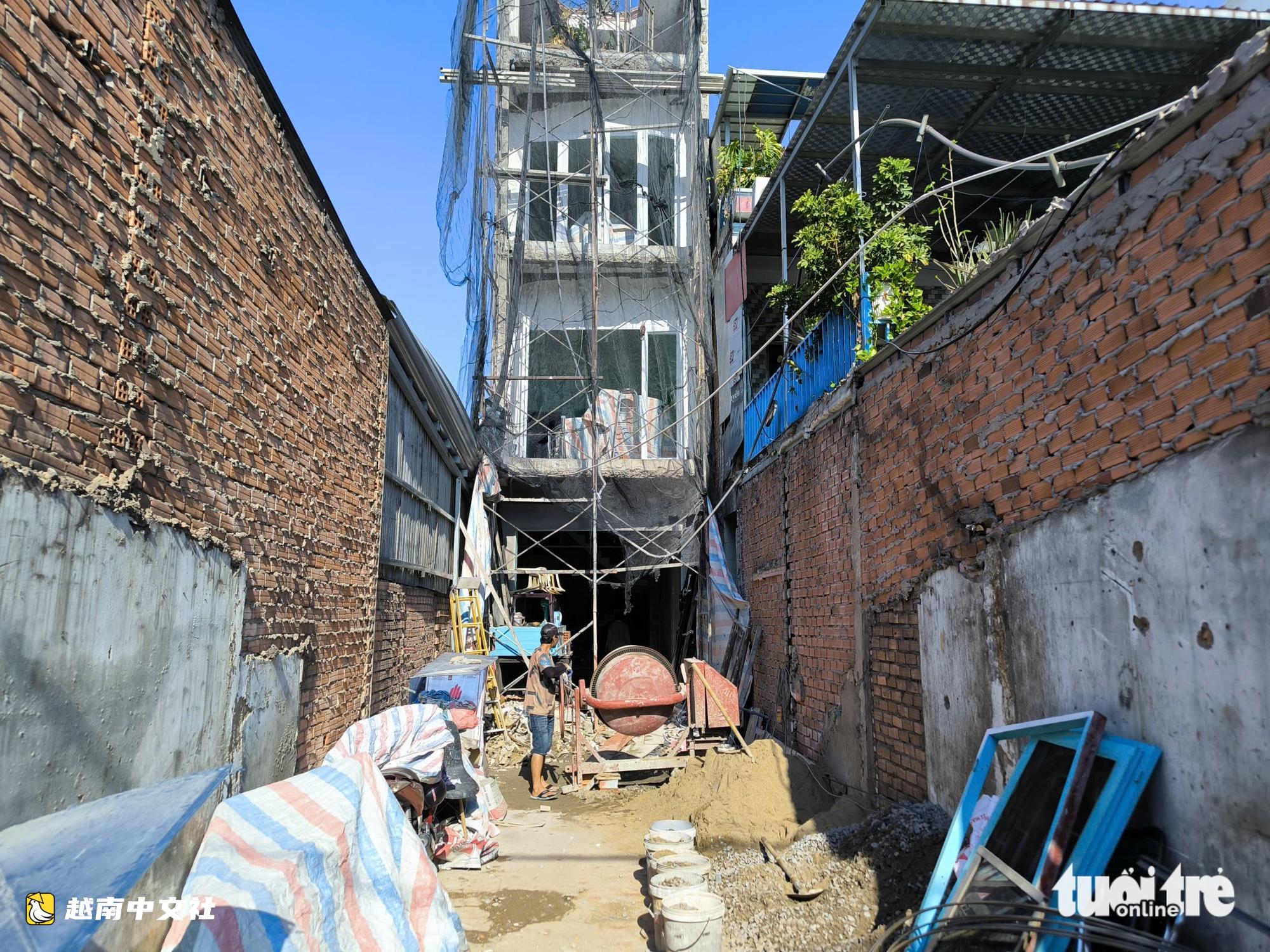 胡志明市支持民眾清拆場地以建設13號國道,力爭在7月30日前完成