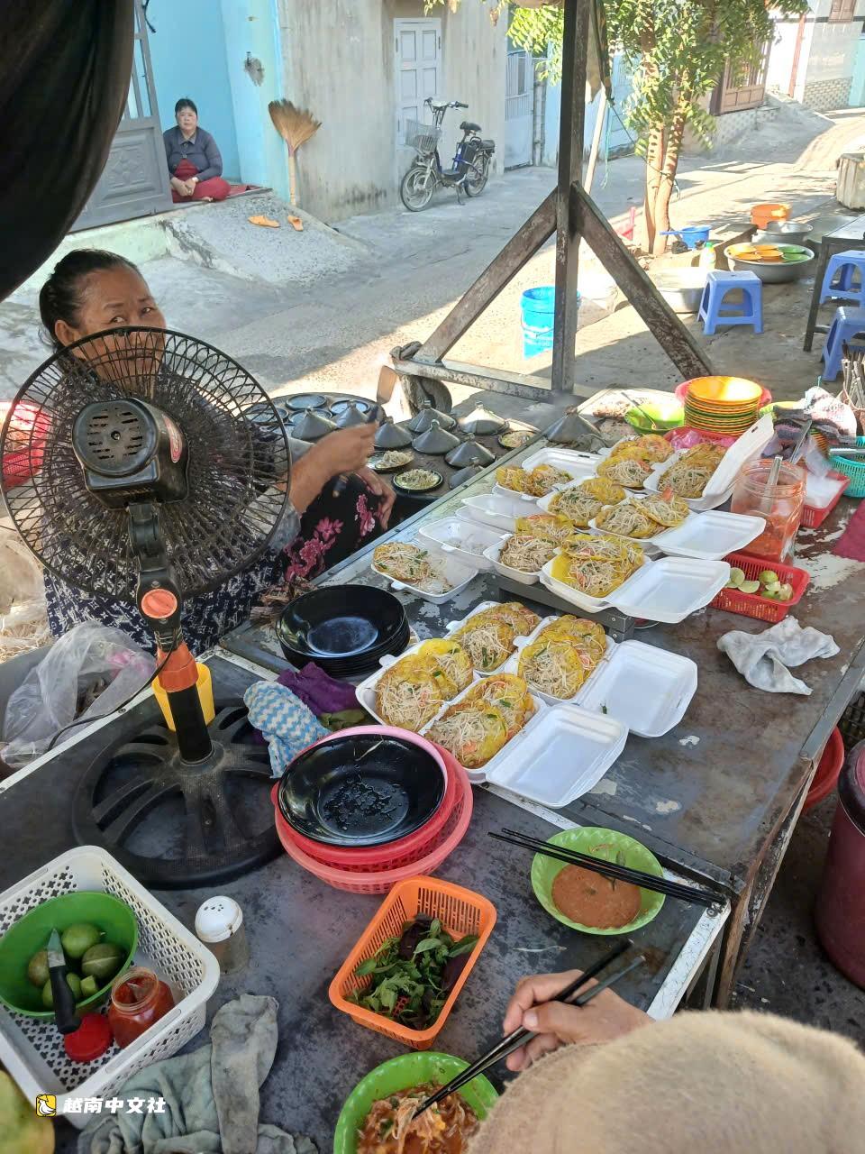 越南聯港漁港充滿活力的一天