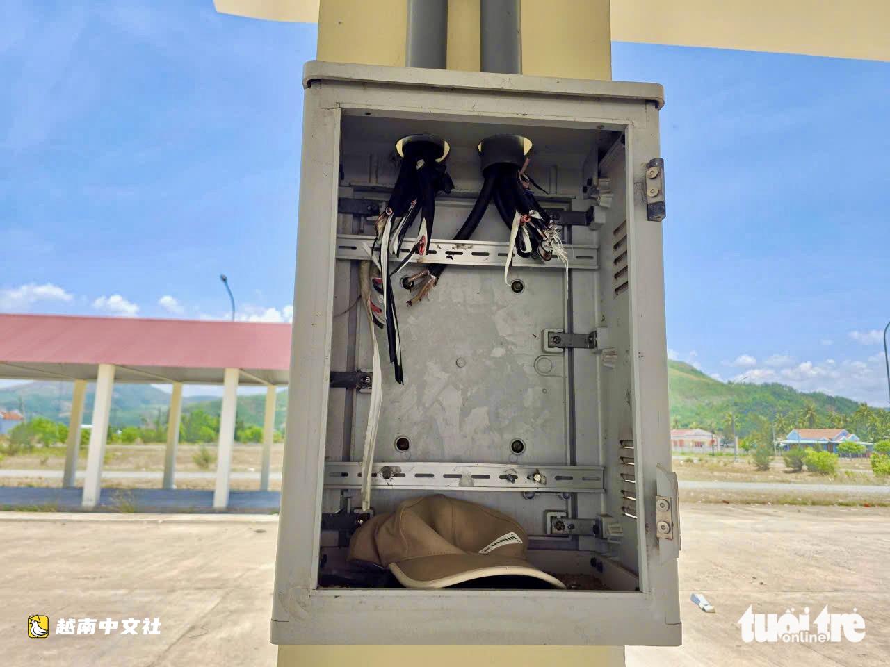 越南一市場建成兩年,小商販仍未獲准入場經營