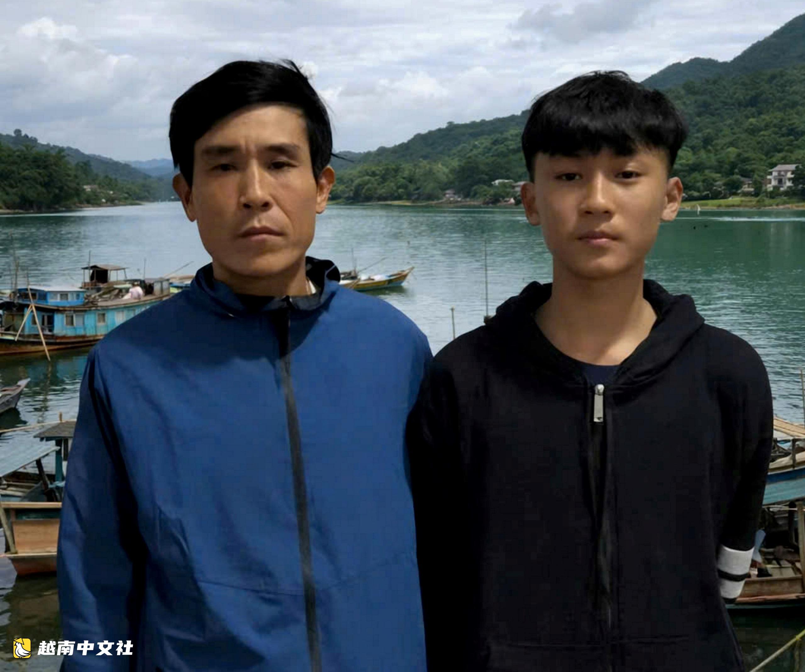 越南政府總理向在Gianh河上於大年初三英勇救人的父子頒發獎狀