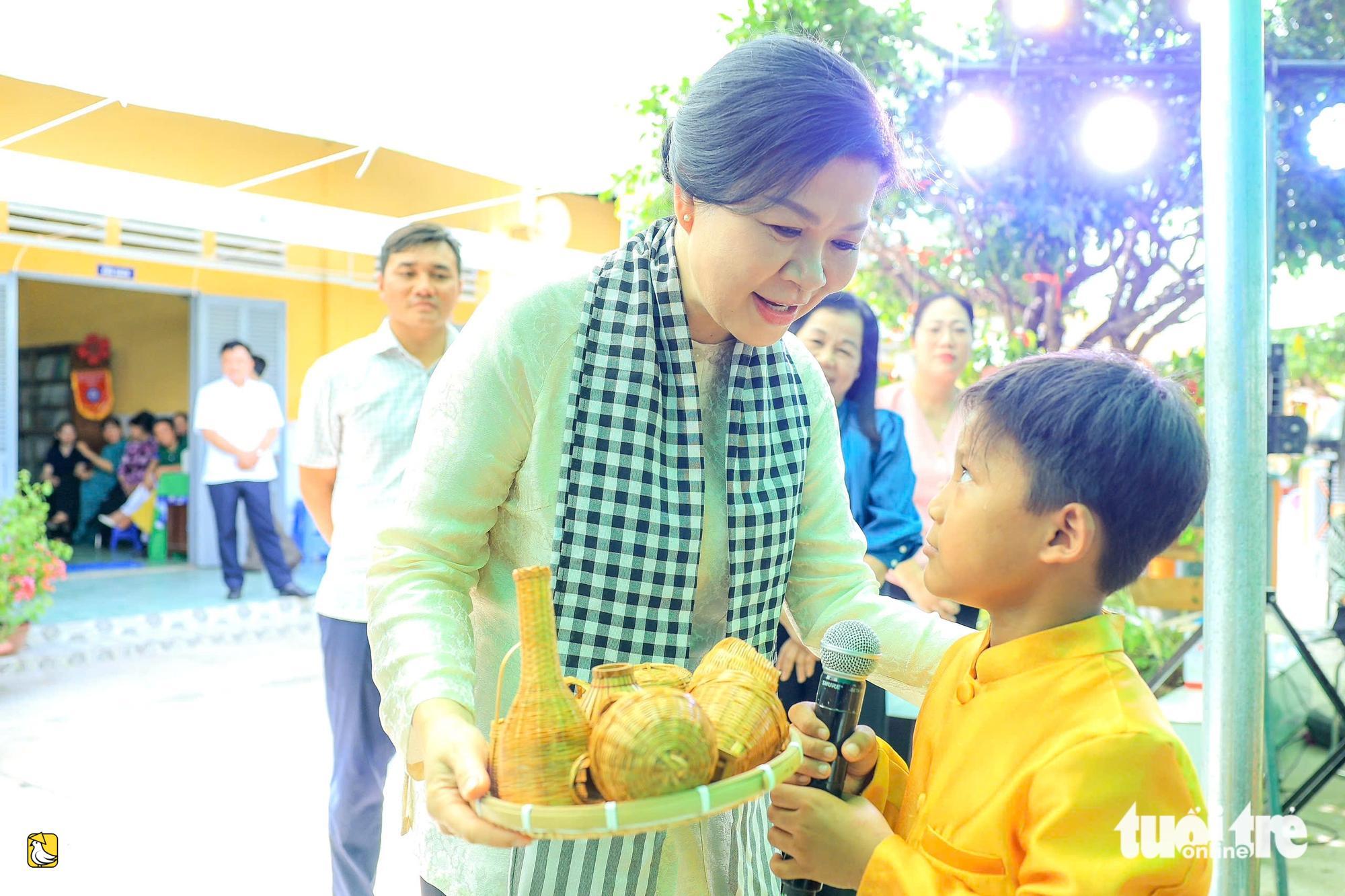 越南‘學校營養餐’助力貧困地區學子求學之路