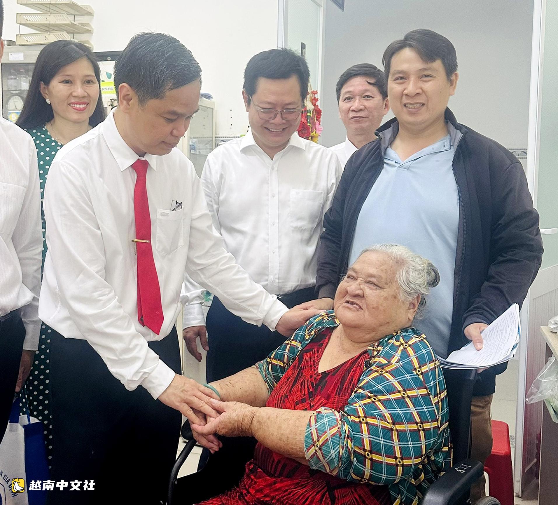 越南胡志明市:人人如美麗花朵,整座城市成花園