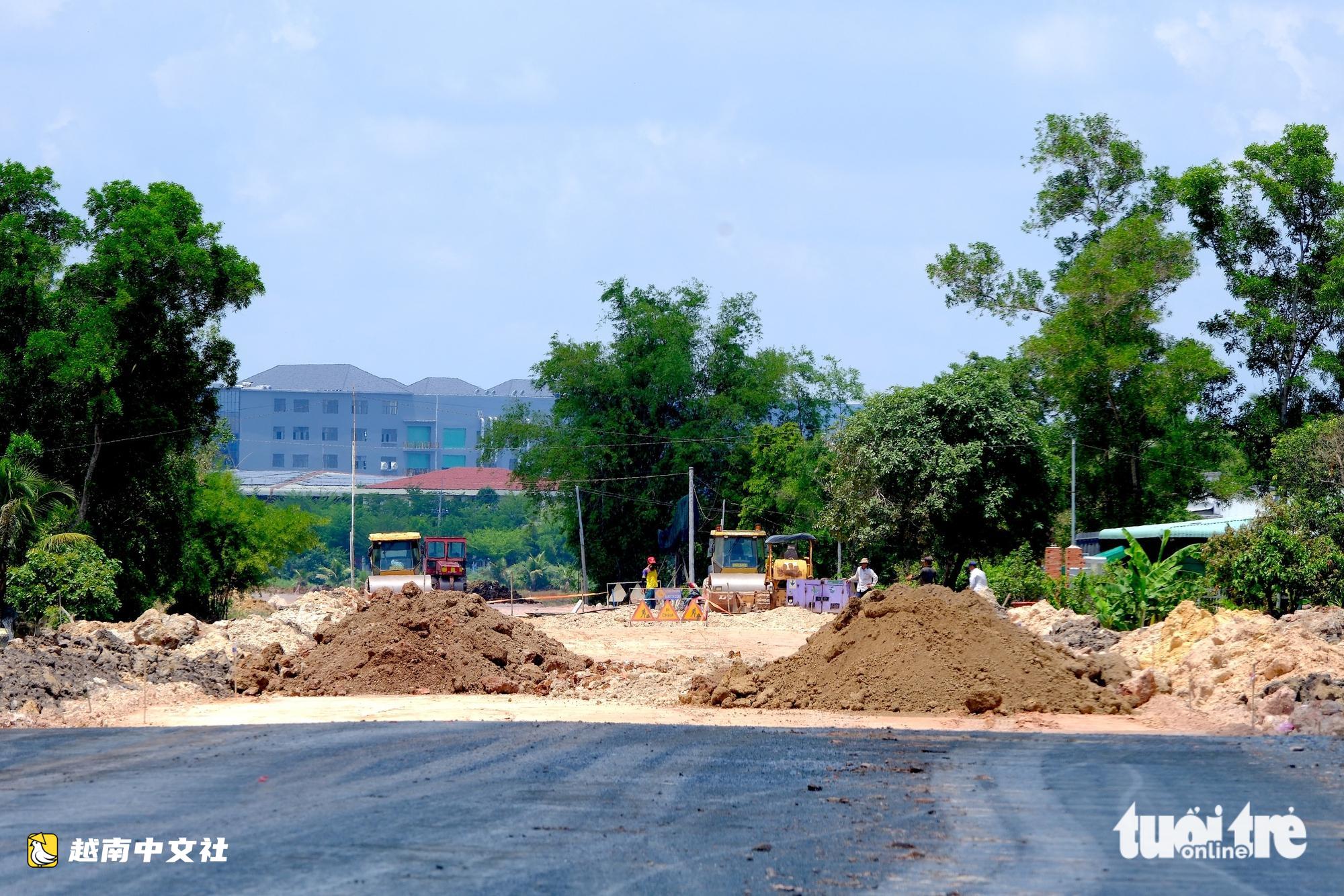 越南加快胡志明路連接22號國道至隆安省方向的項目進度