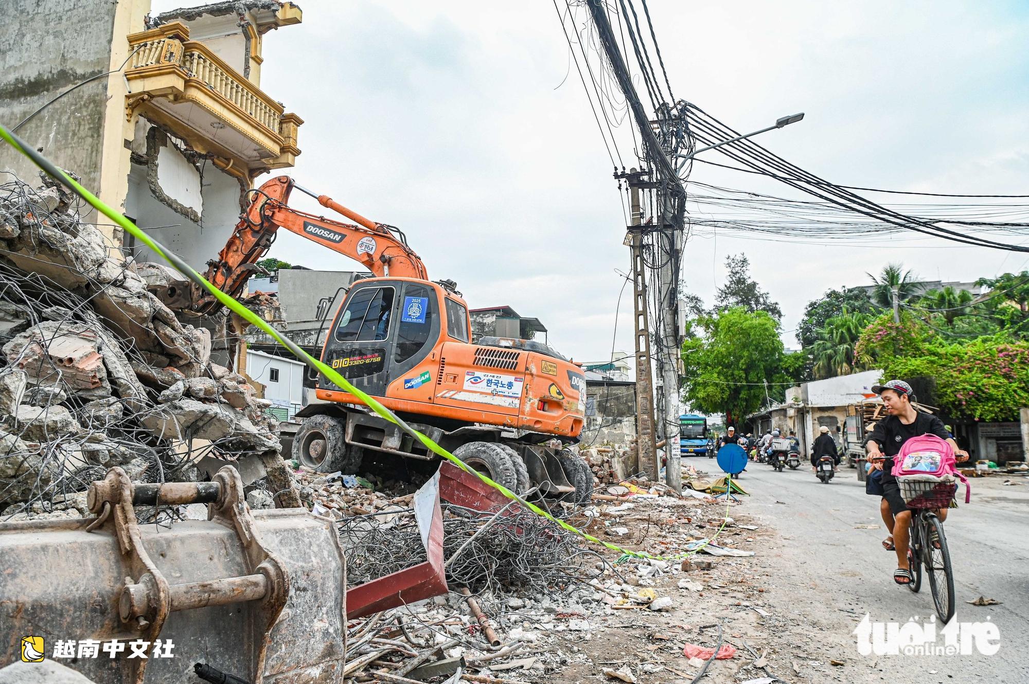河內居民緊急搬遷、移交用地以修建環城路
