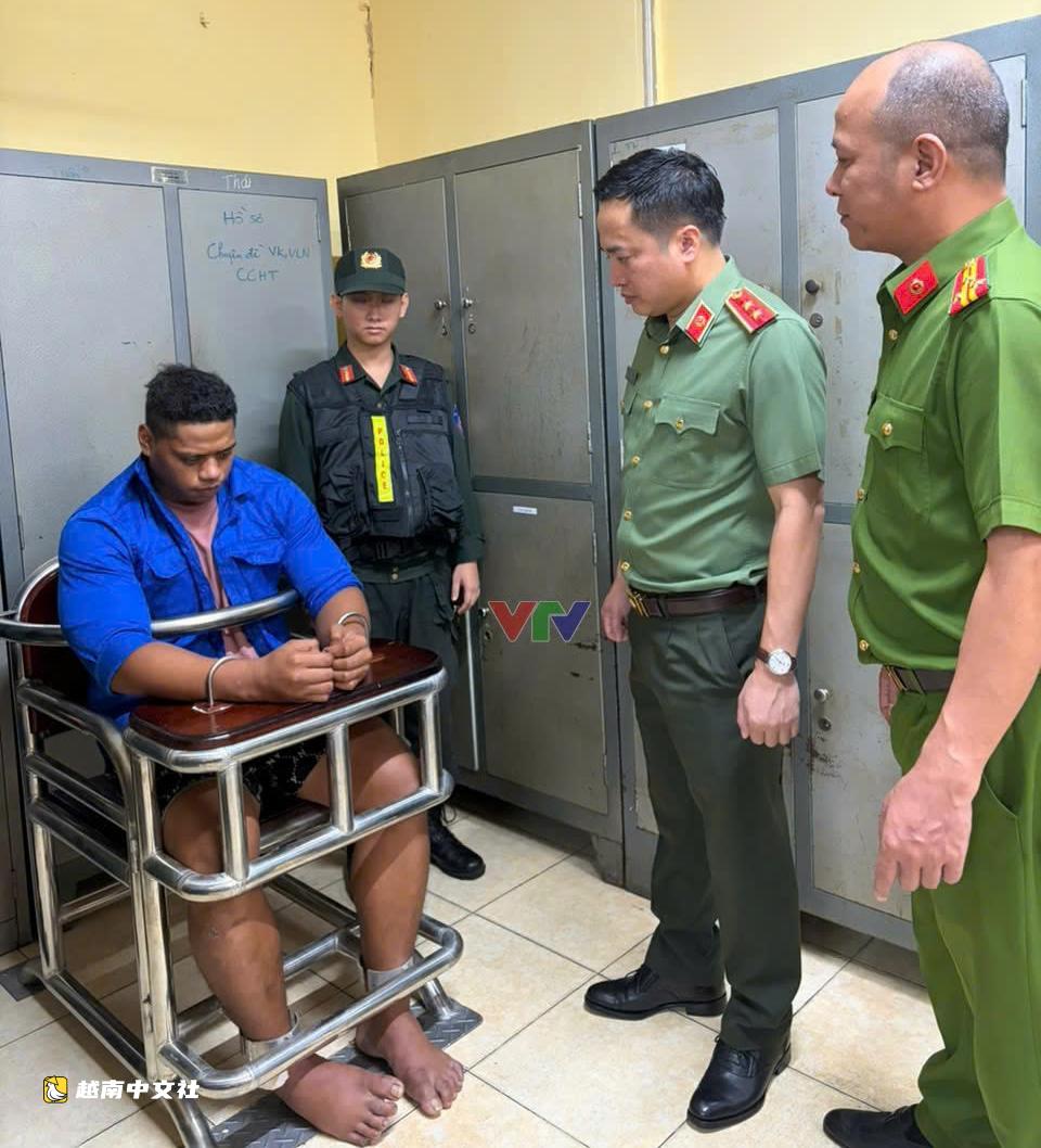 越南胡志明市警方抓獲兩名按境外指令持槍殺人嫌犯