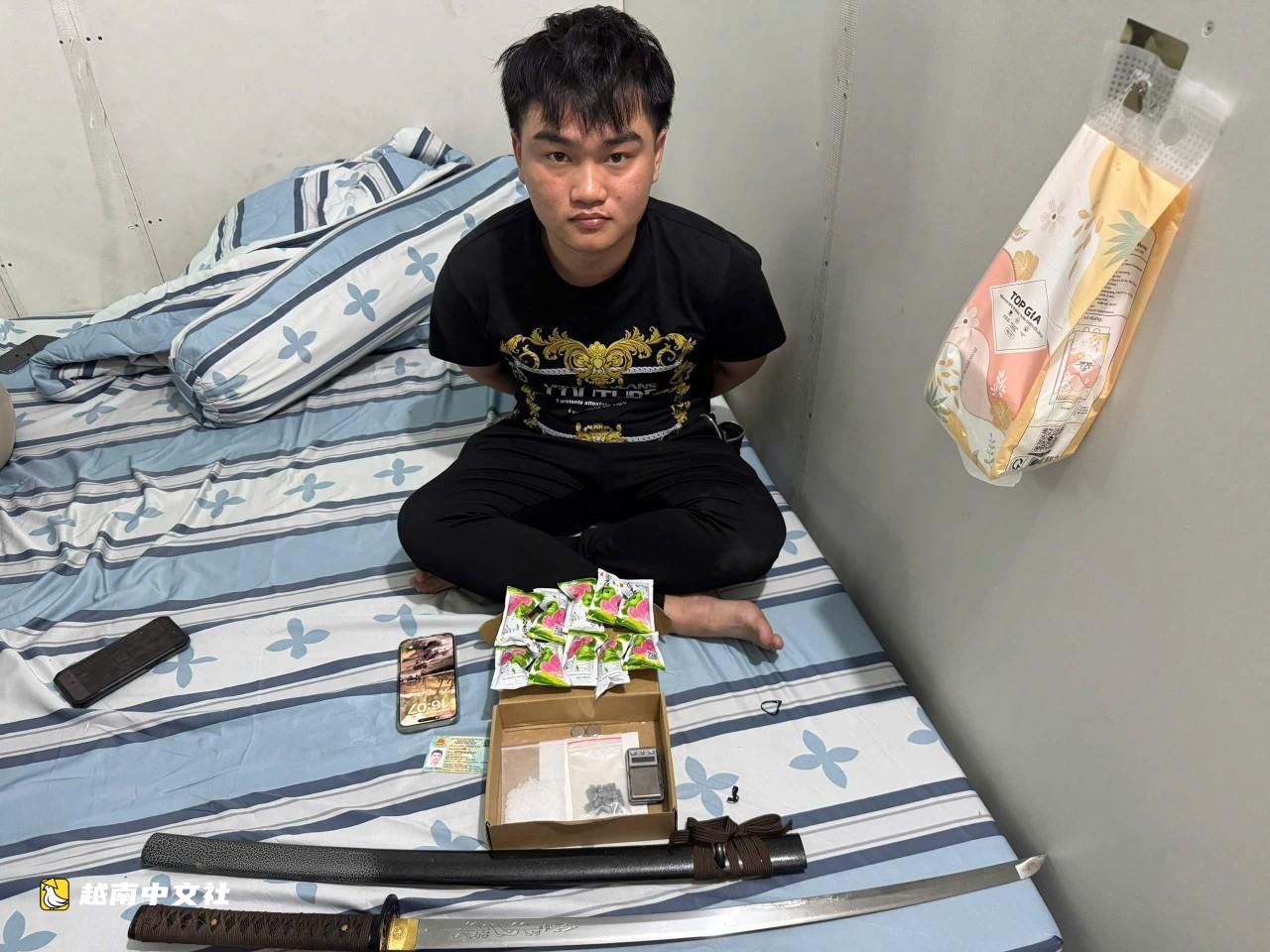 越南警方突擊檢查頭頓Bar Revo酒吧，50人因涉毒被捕
