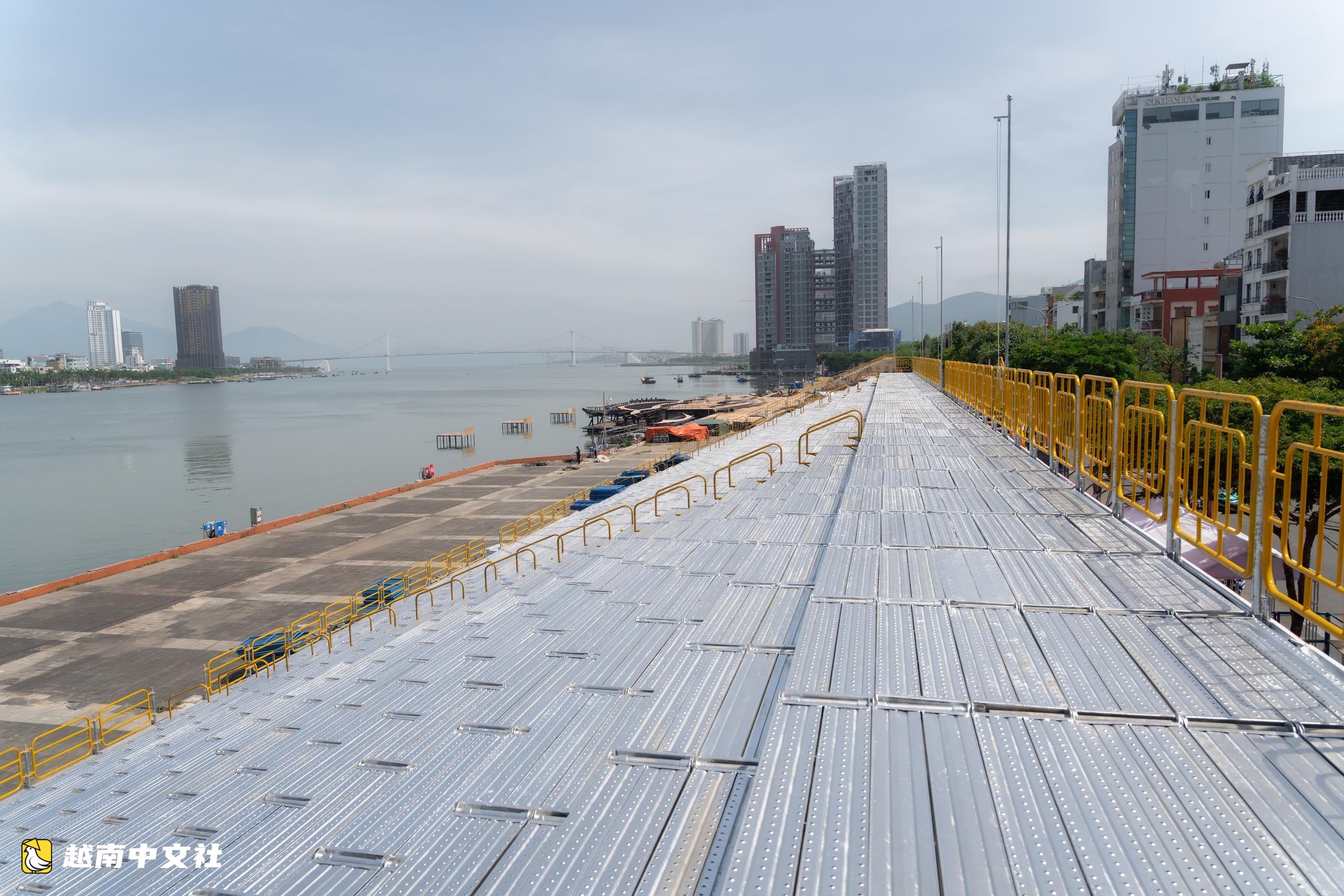 近距离探访2026年越南岘港国际烟花节巨型舞台开幕前夕