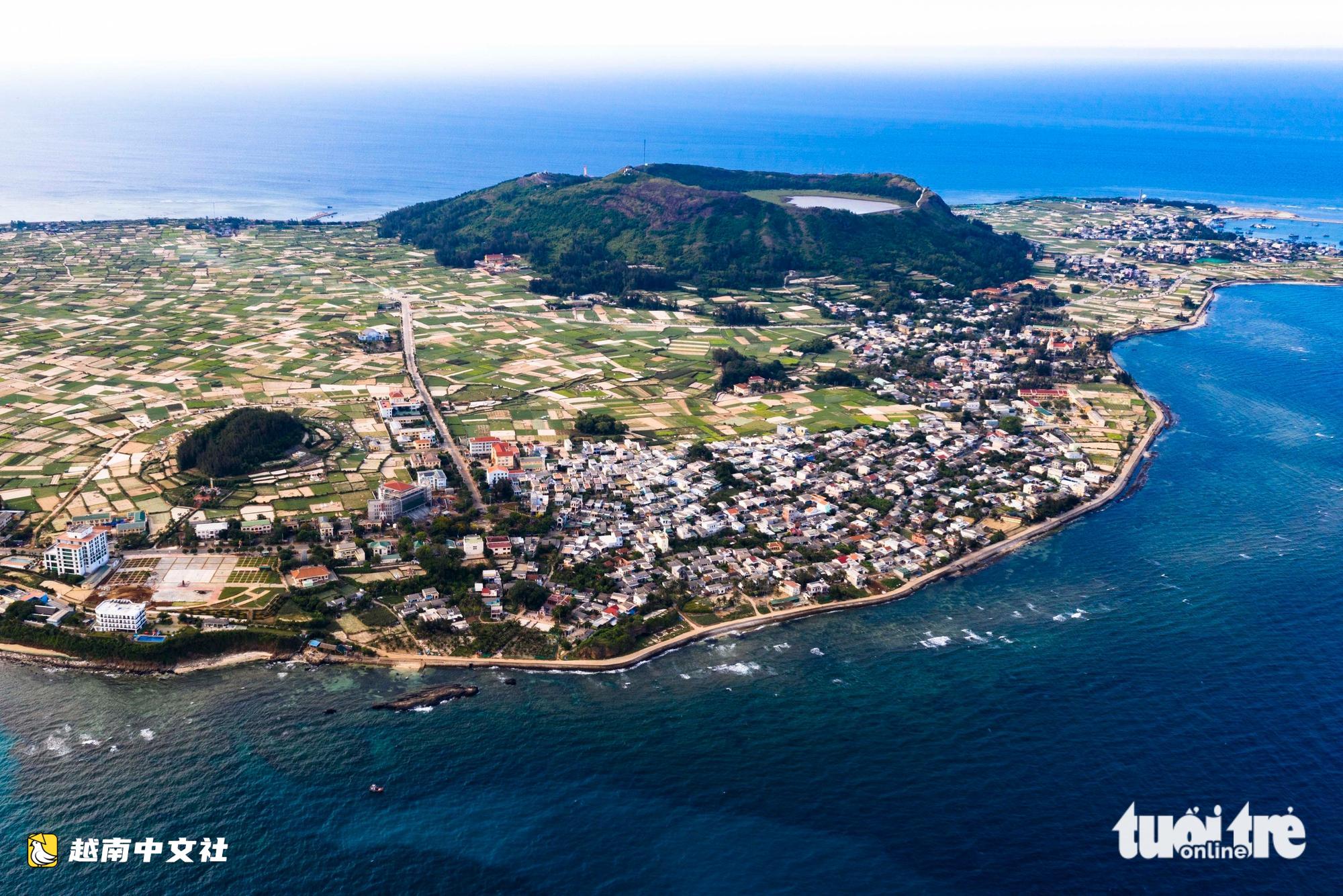 越南广义省计划修建连接李山岛大岛与小岛的缆车线路，打造李山特别经济区