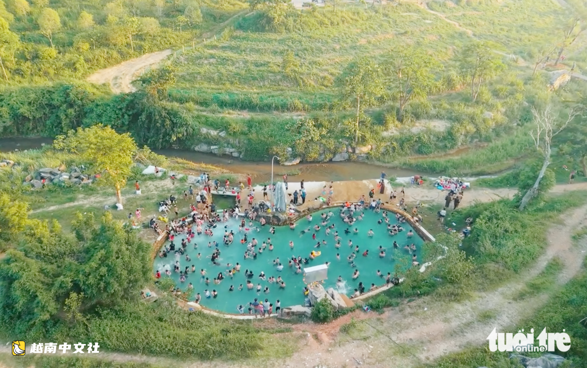 越南義安：山林間的免費泳池，每天數百人來‘消暑’