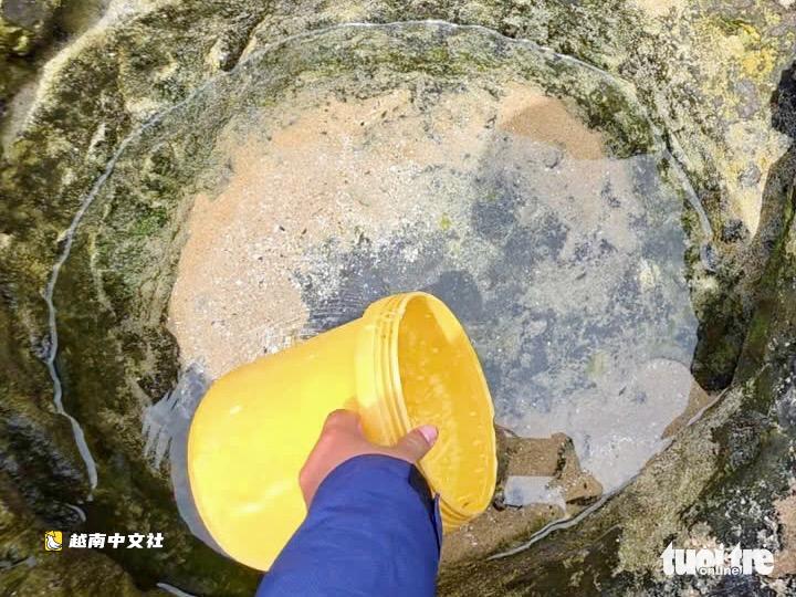 越南海灘上永不幹涸的“石聖”淡水井