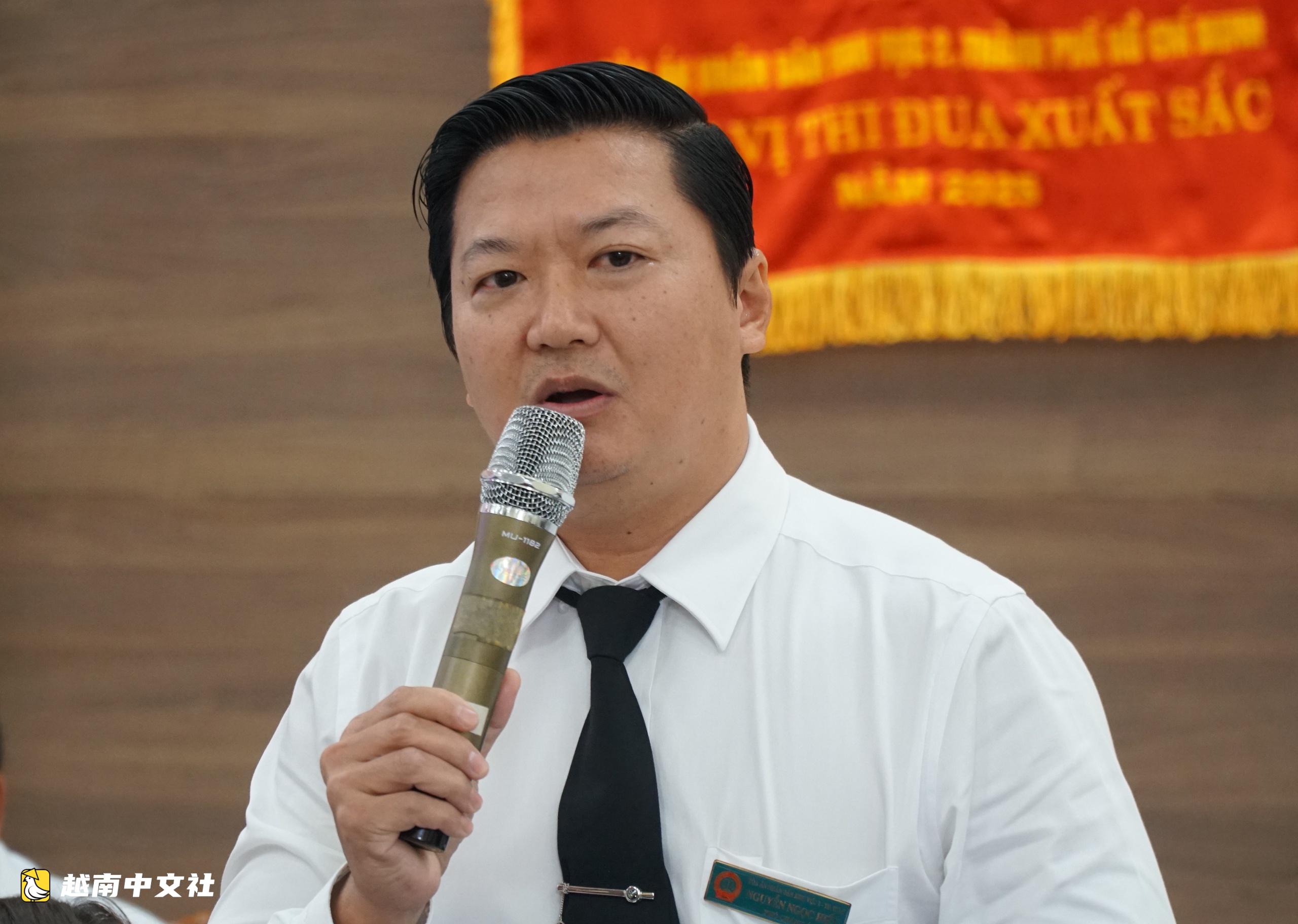 越南法官前往高檔公寓送達訴訟文書但被拒入內