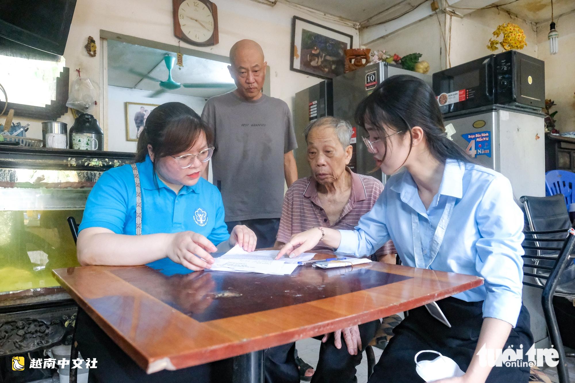 越南河內養老金授權領取每年需重辦,老年人呼籲放寬期限