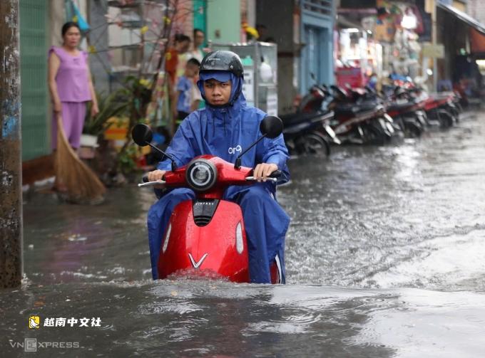 越南胡志明市規劃面臨“下沉超級都市”生存難題