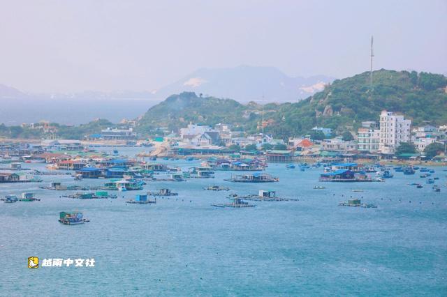 越南庆和省禁止旅游团前往平巴岛和平兴岛