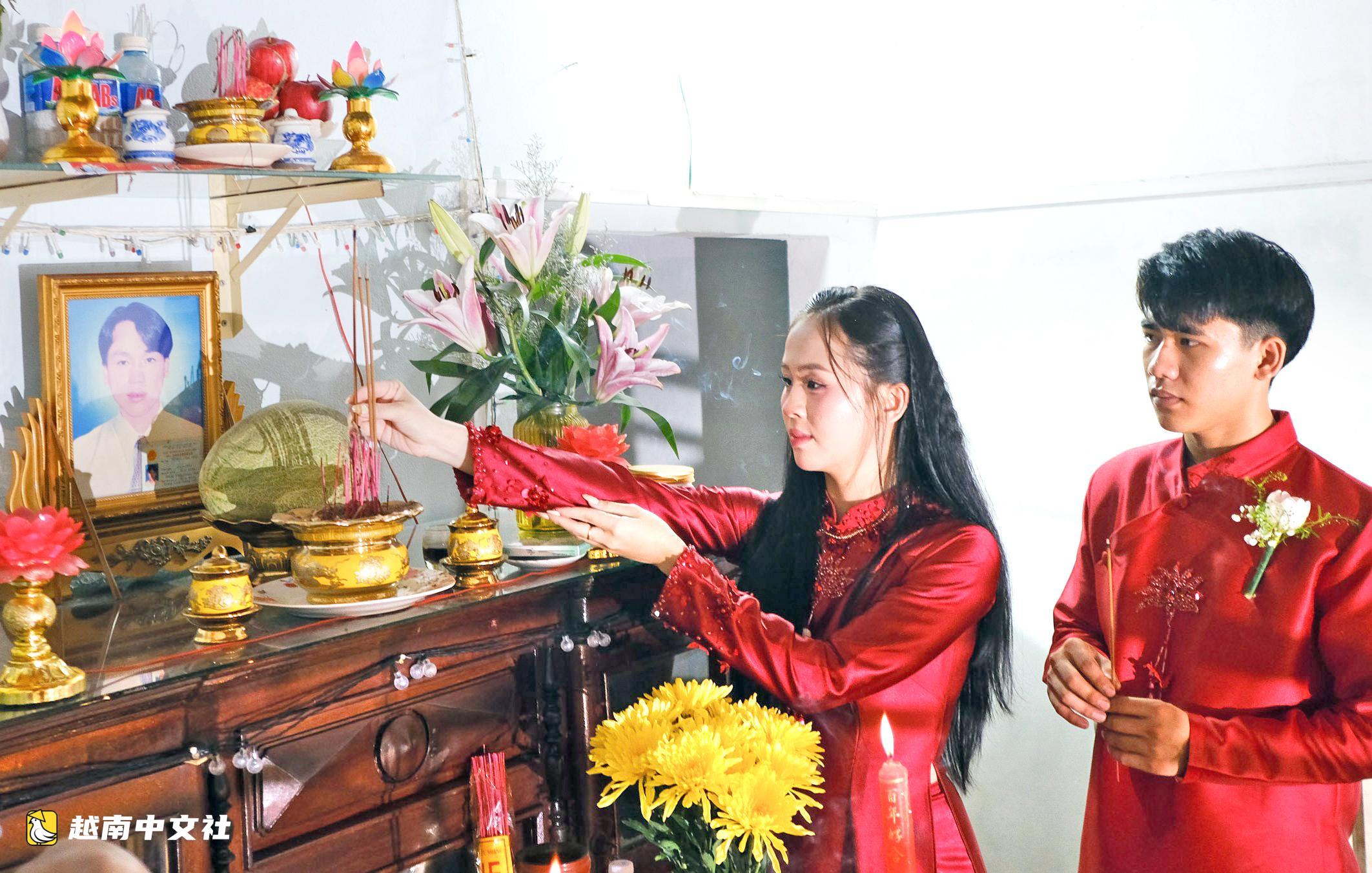 越南:因颱風珍珠號成為孤兒的一對新人的幸福
