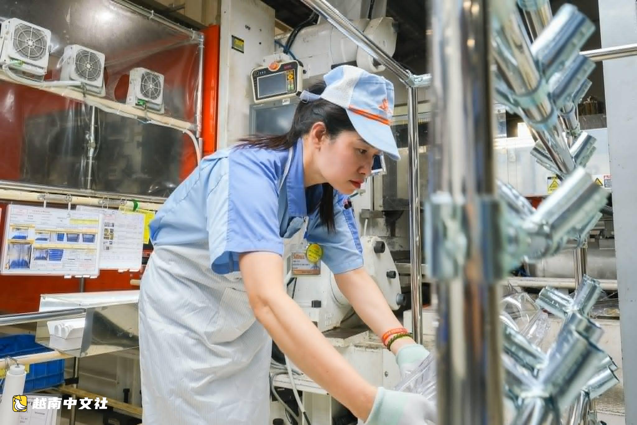 越南6月6日早间新闻：工会将提议提高最低工资，调整薪资分区