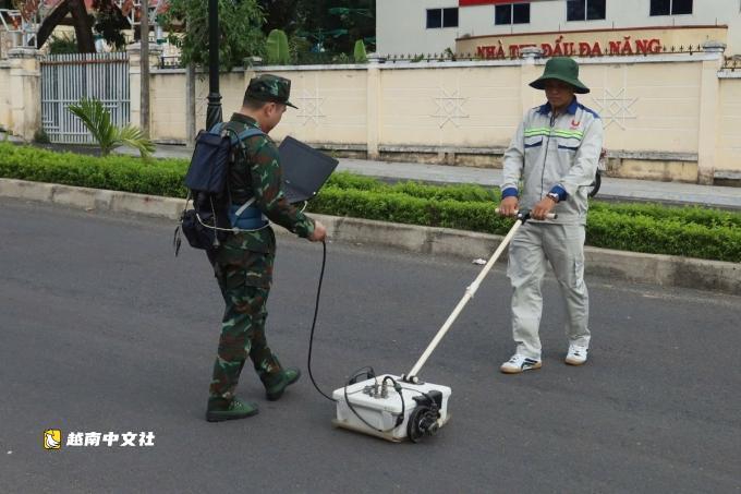 越南將從美國老兵提供的照片線索挖掘4條溝渠尋找烈士集體墓