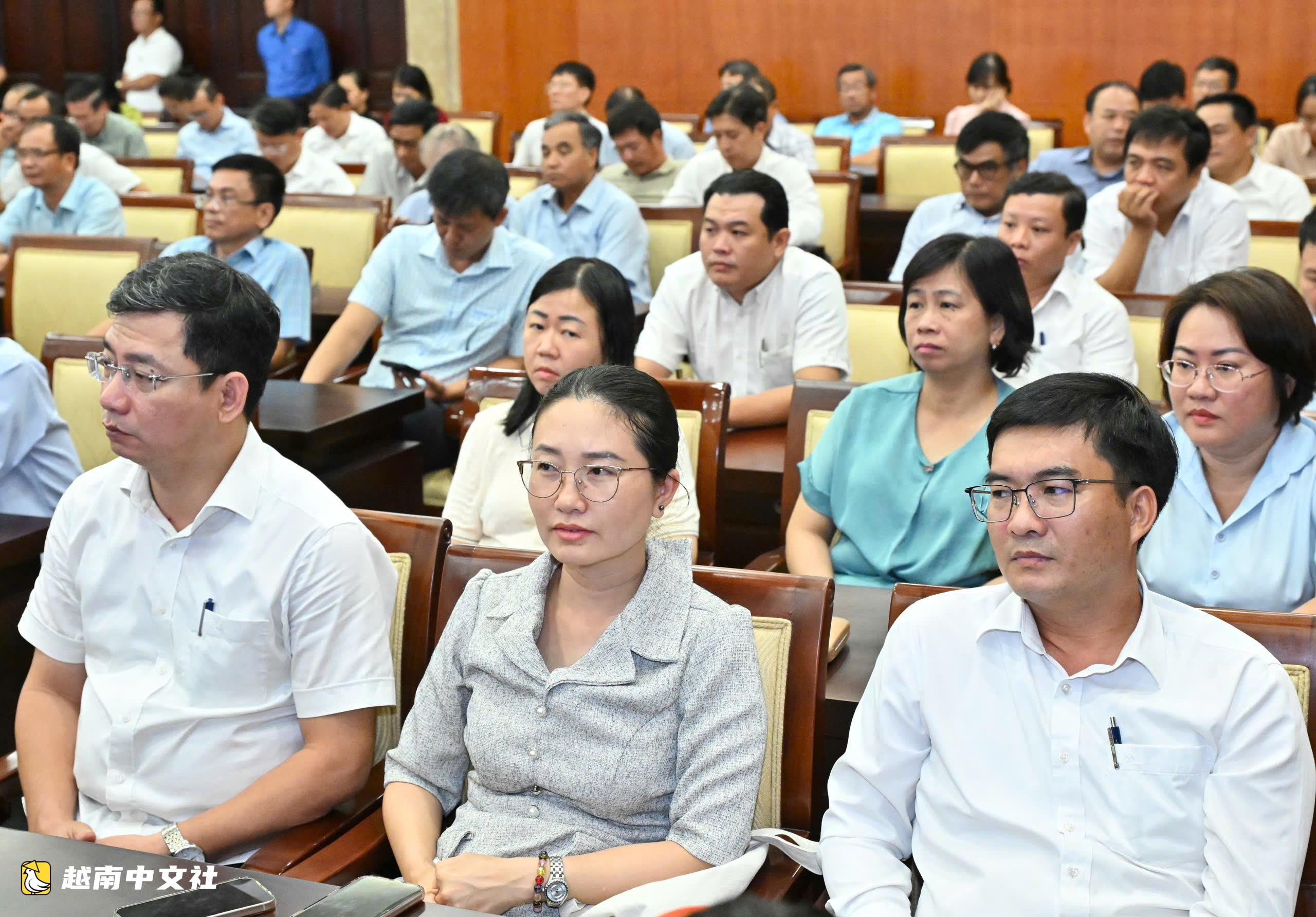 胡志明市市委書記提出落實越南第09號決議的5個關鍵詞