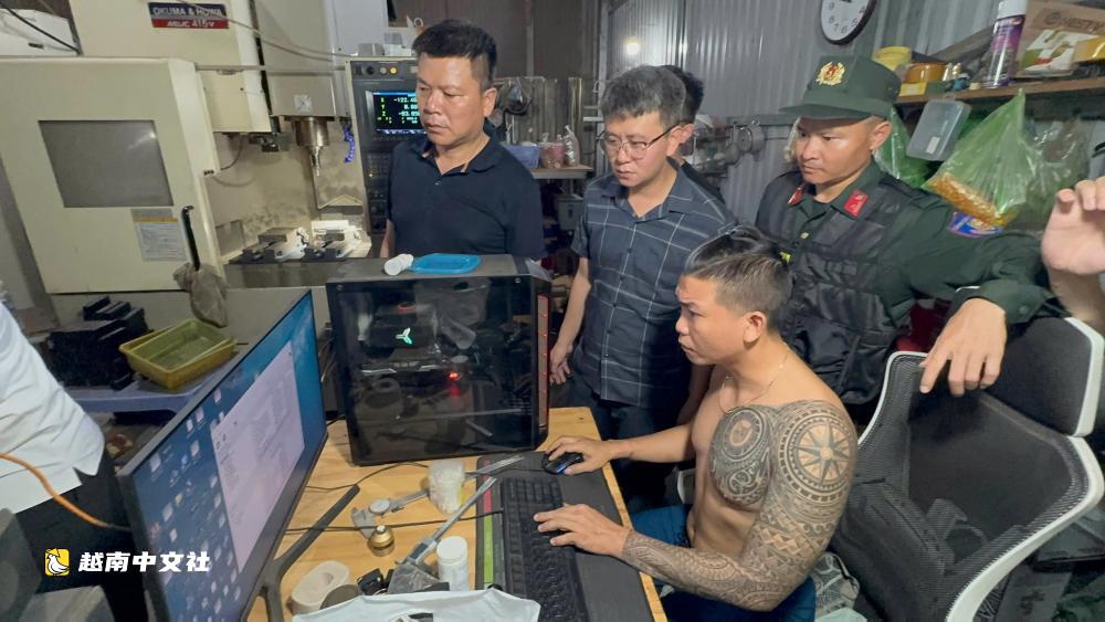 越南警方在胡志明市和同奈省搗毀兩處大規模非法軍用武器生產窩點