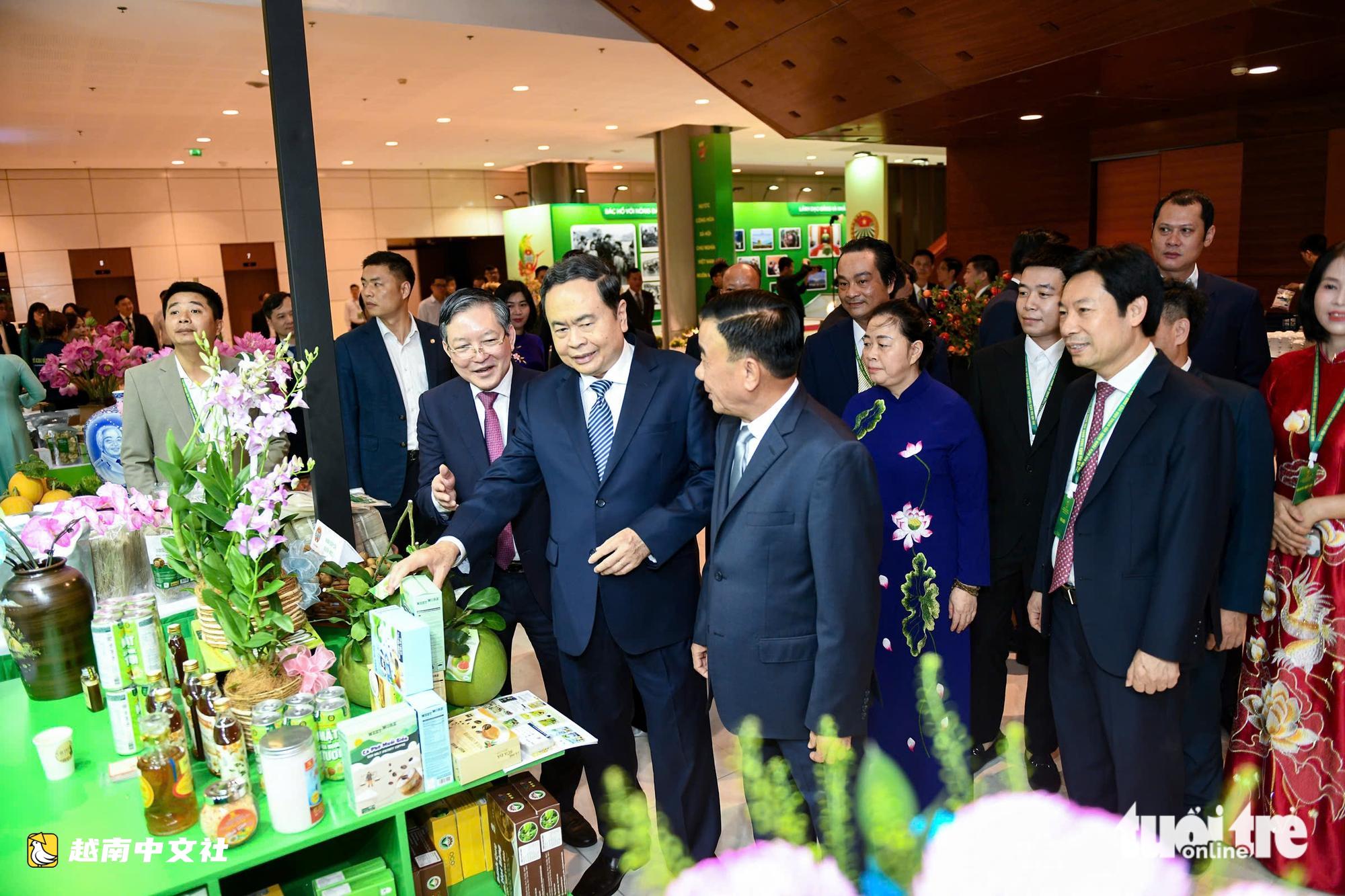 越南農民協會第九次全國代表大會隆重開幕