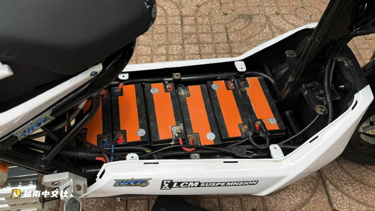 越南得樂省:500千越南盾二手電動車被少年改裝至時速100公里