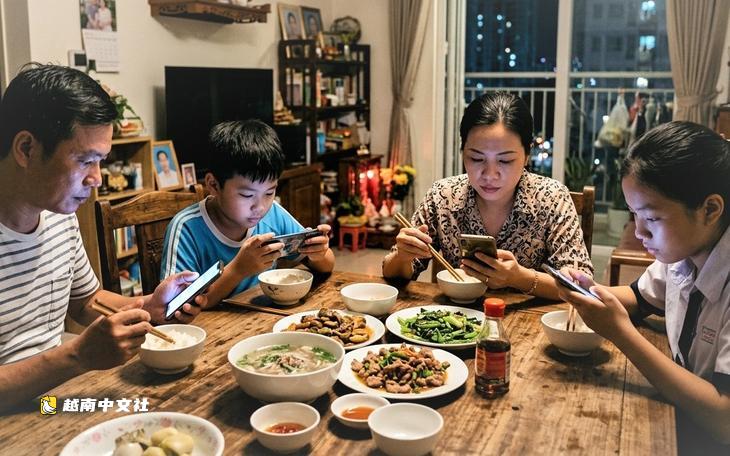 越南醫生感悟:言語有時比拳頭更傷人