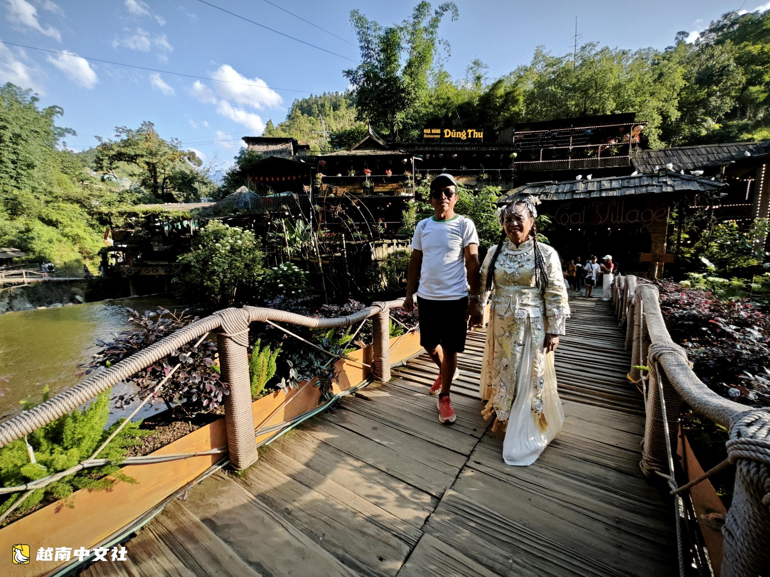 越南遊客早出晚歸,夏季旅遊節省數百萬越南盾