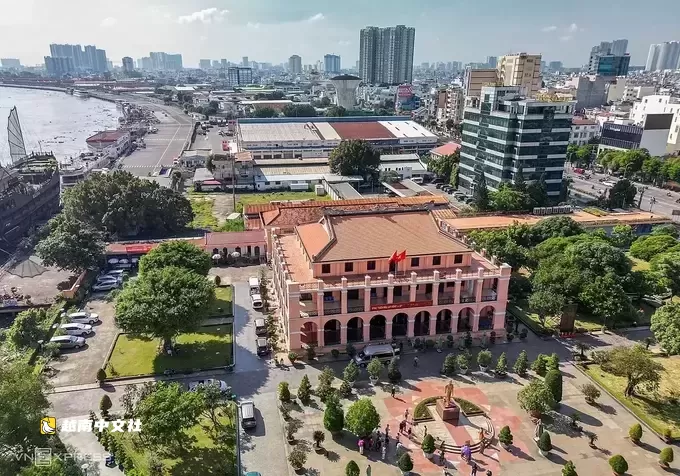 越南胡志明市將在白藤碼頭下方建造停車場和地下購物中心