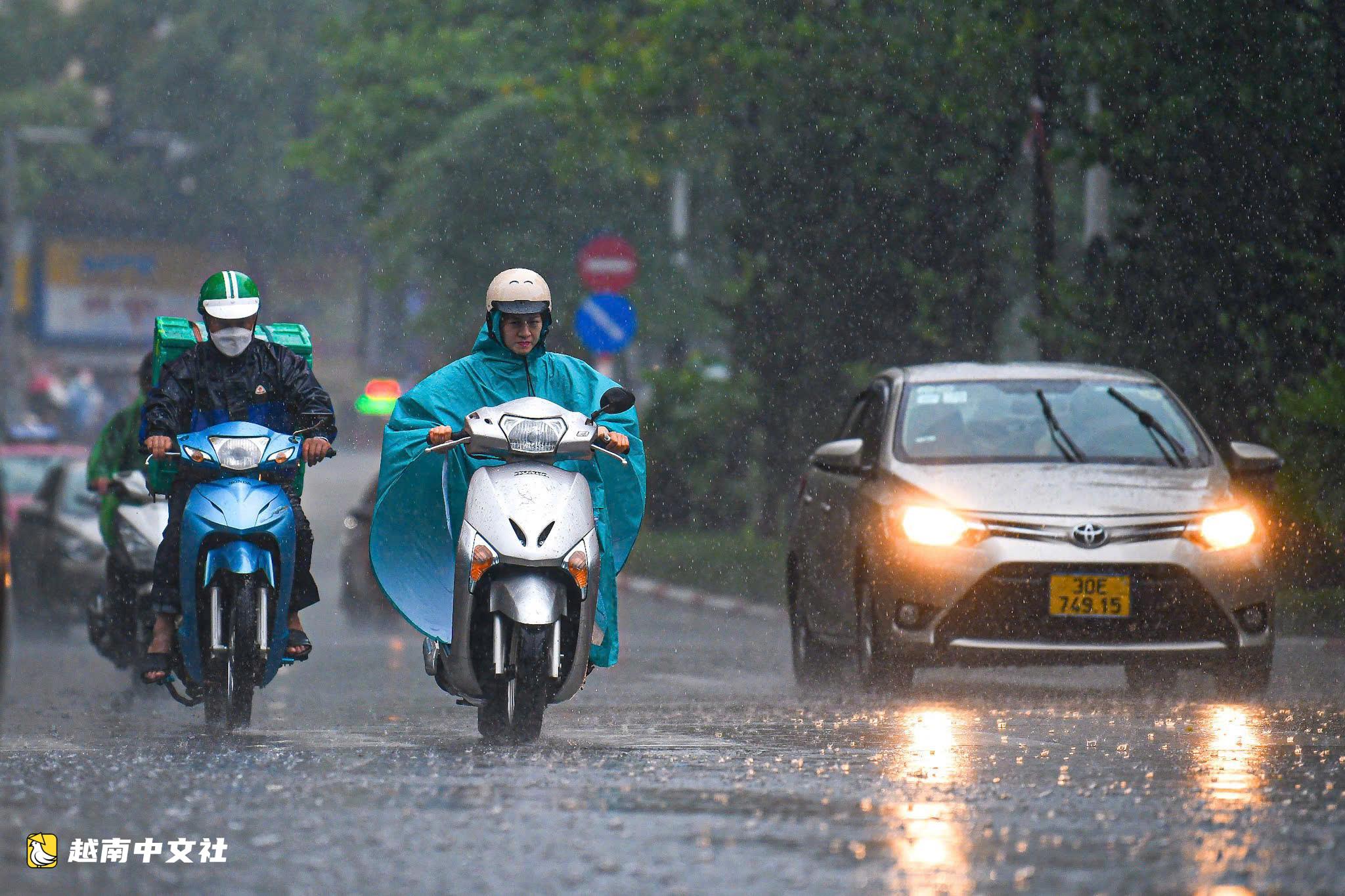 越南河內今早雷陣雨,越南北部山區局地有大雨