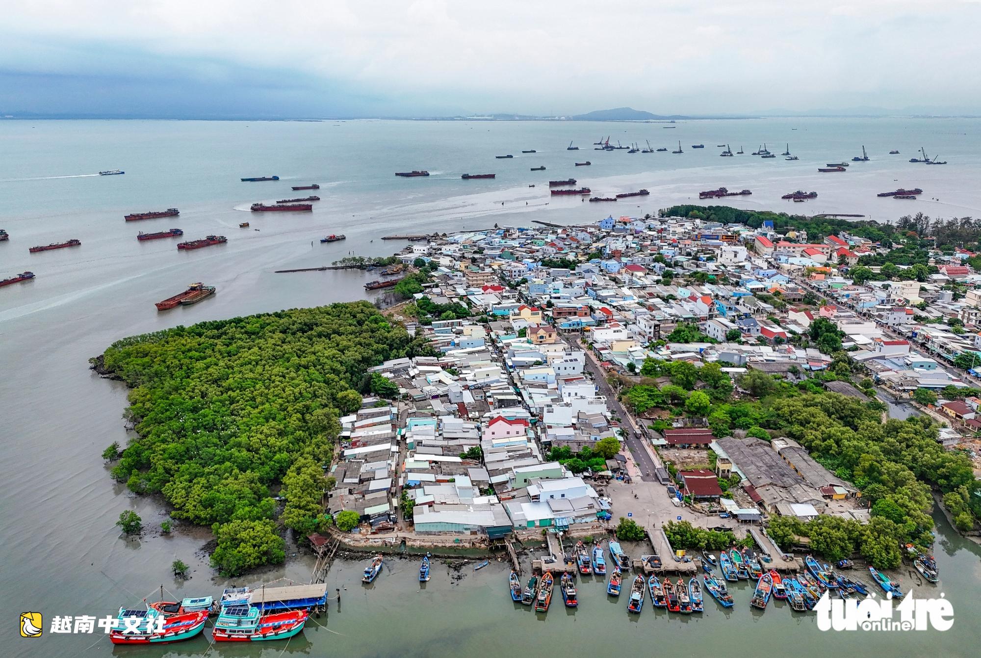 欣賞視角與航拍:越南芹椰-頭頓跨海公路開工前全景