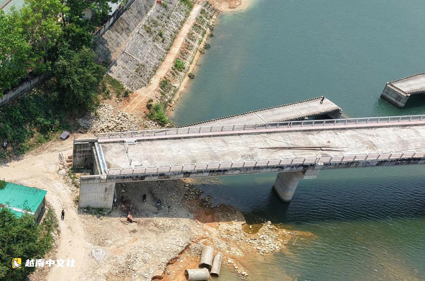 越南山慕橋耗資790億越南盾建成後無路可通，民眾仍需等待...