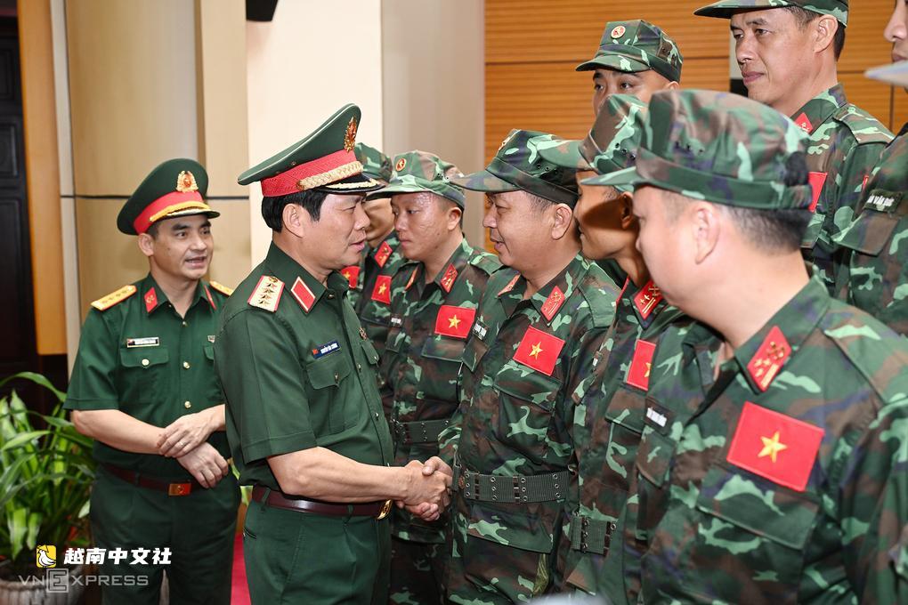 越南軍隊趕赴委內瑞拉地震災區救援