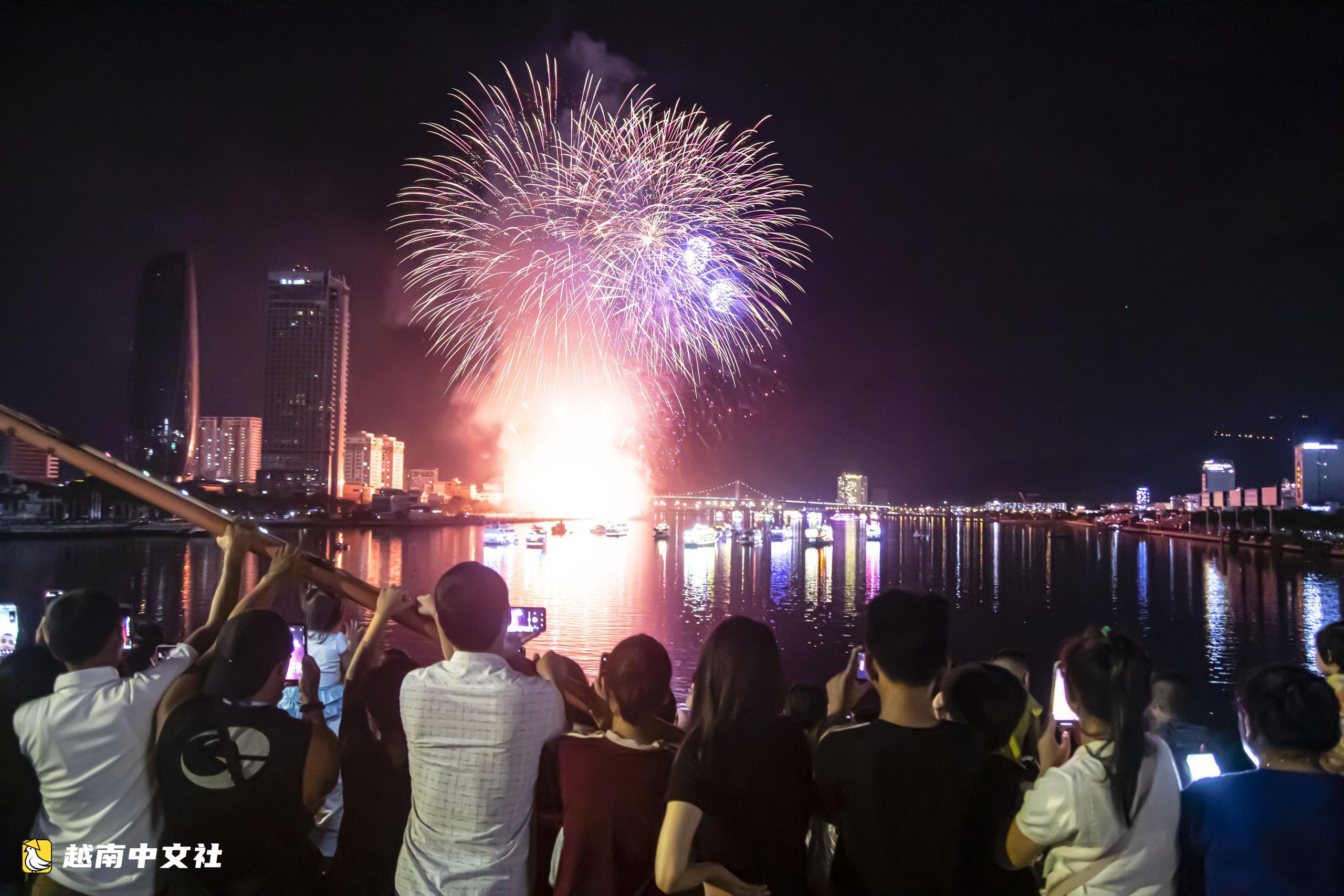 決賽前夕,探索越南峴港那些絢麗的煙花觀賞點