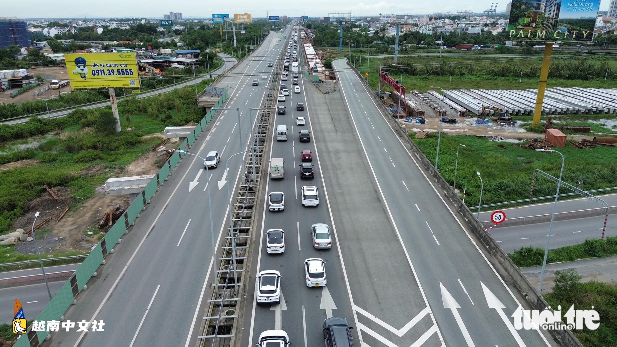 越南胡志明市 - 隆城高速公路擁堵延長,司機需注意什麼?