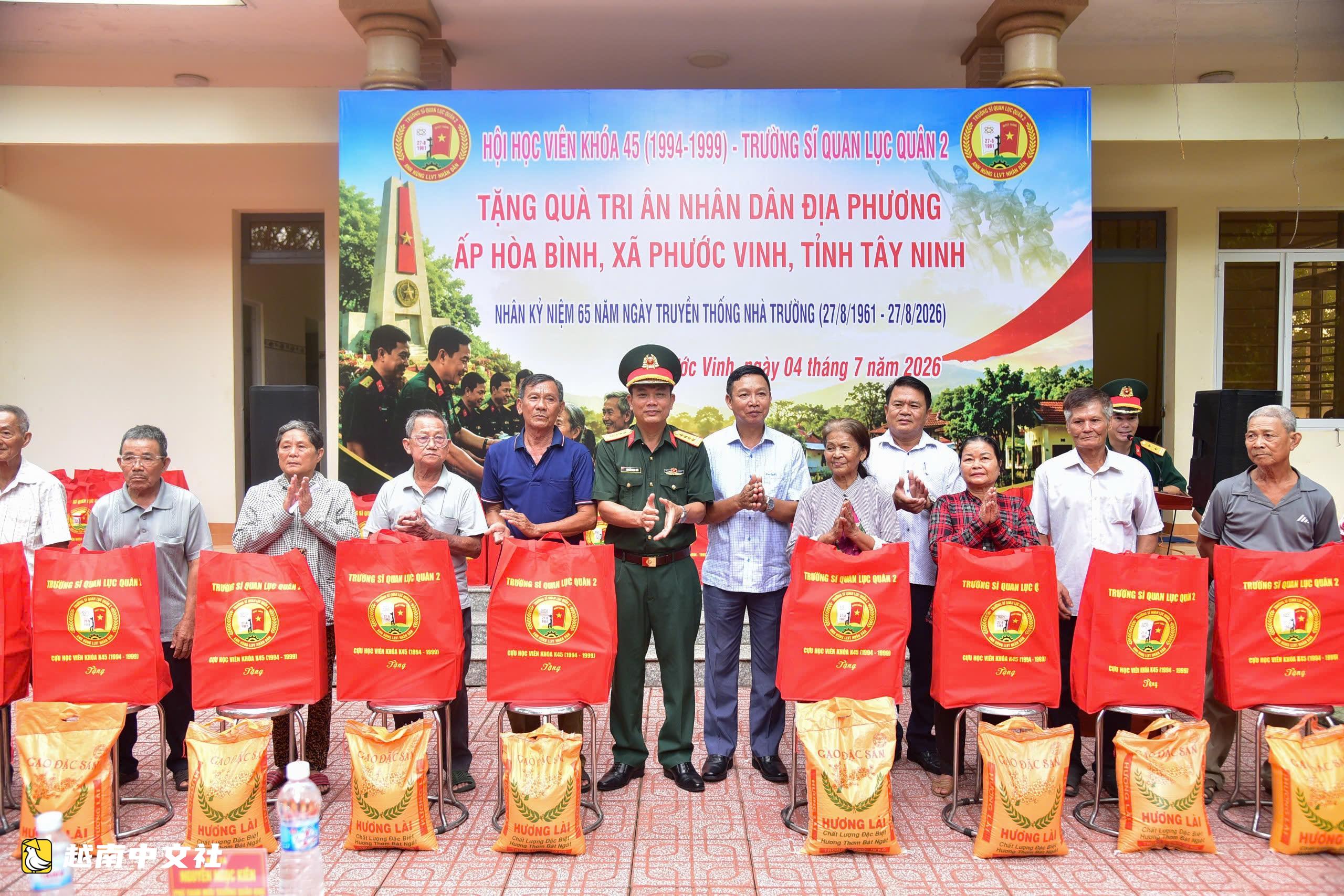 越南陸軍軍官學校2成立65週年紀念活動:感恩紮根之地
