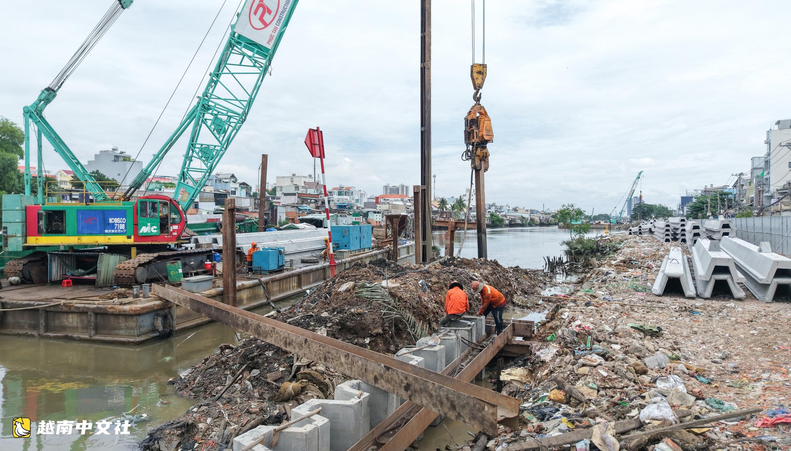 越南胡志明市Đôi運河北岸項目動工近一年現狀