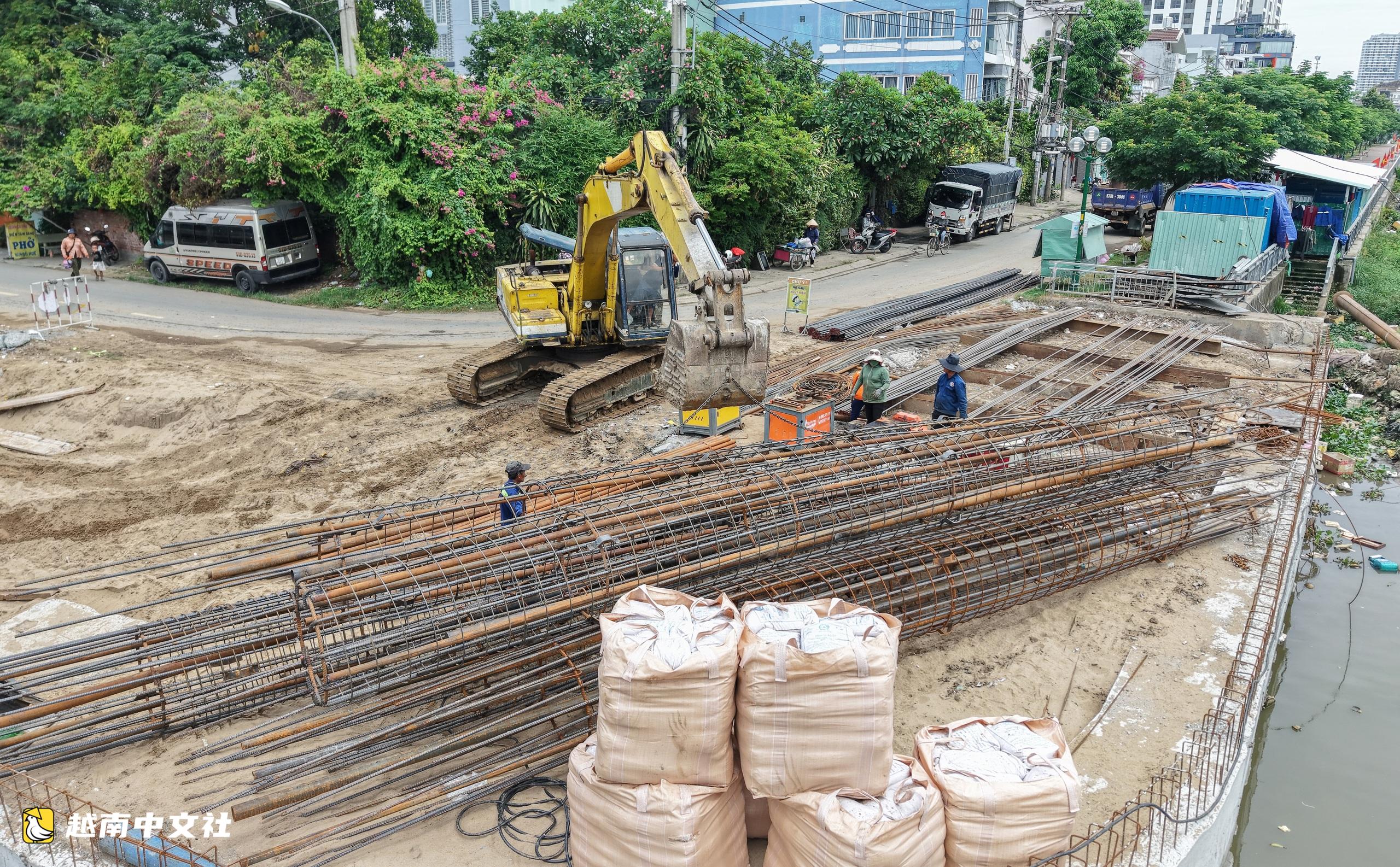越南胡志明市Đôi運河北岸項目動工近一年現狀
