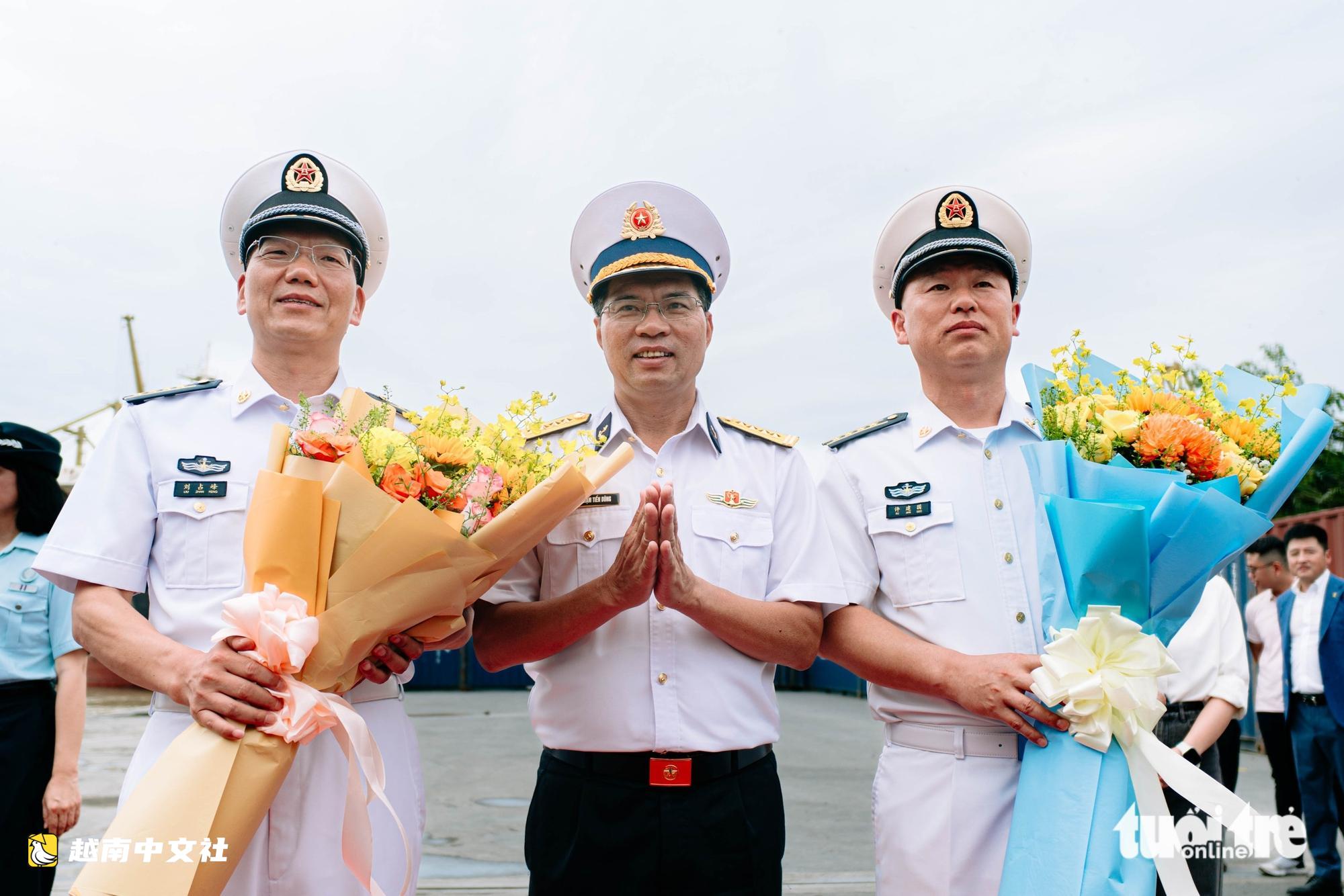 中國海軍最先進訓練艦訪問越南胡志明市