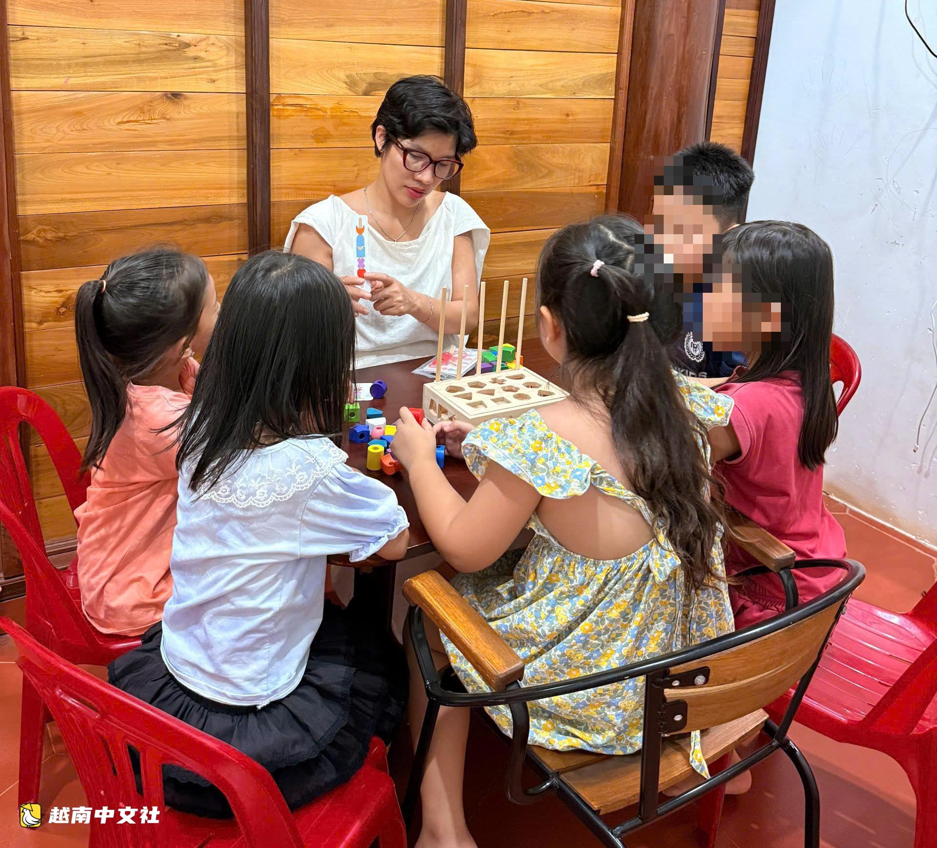 越南偏遠地區教師對自閉症和多動症兒童的愛