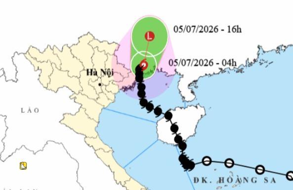 越南臺風1號登陸芒街8小時後仍在廣寧沿海造成強風