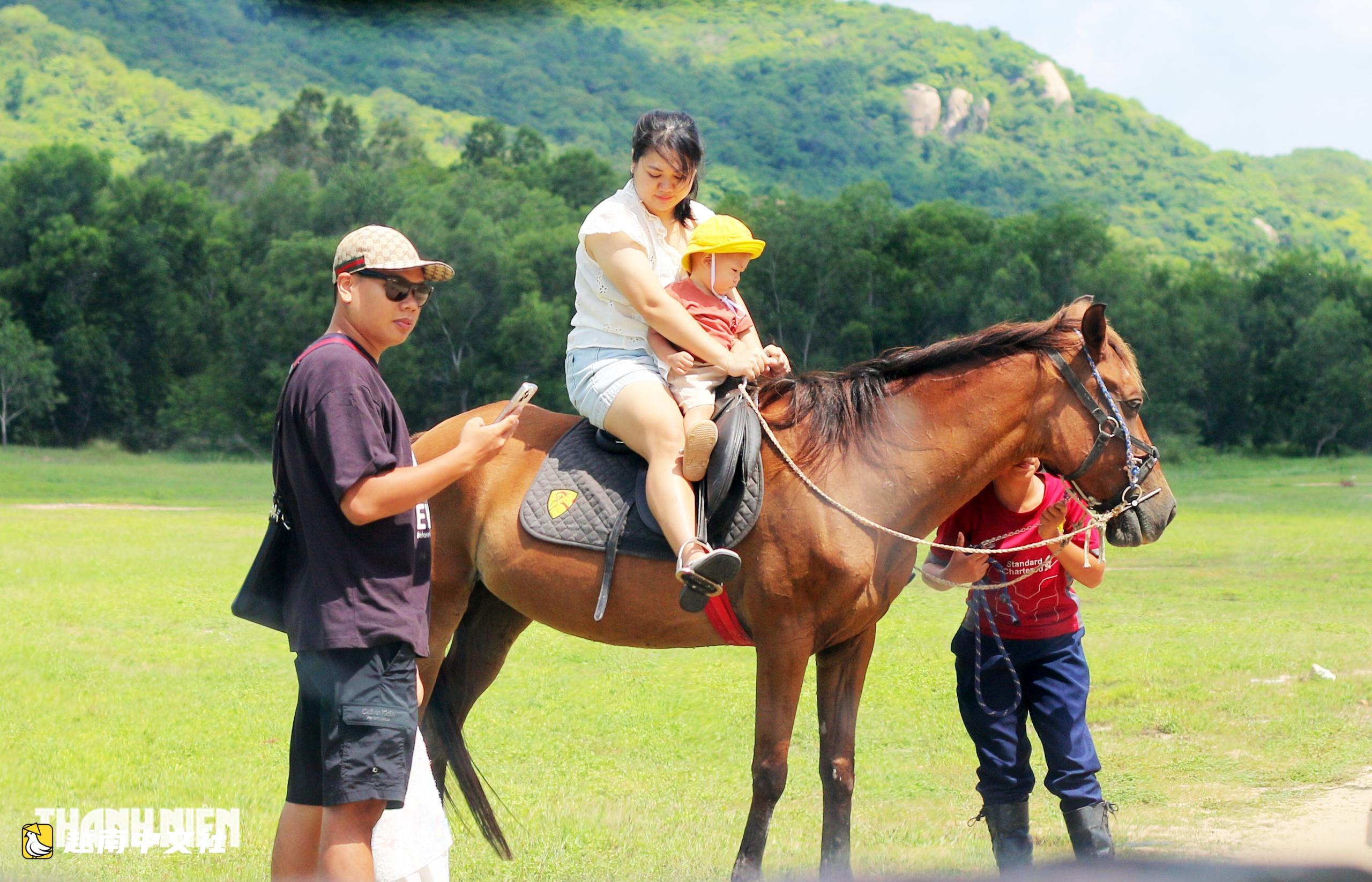 越南梭蓬湖:在宛如洪荒的美麗空間中騎馬