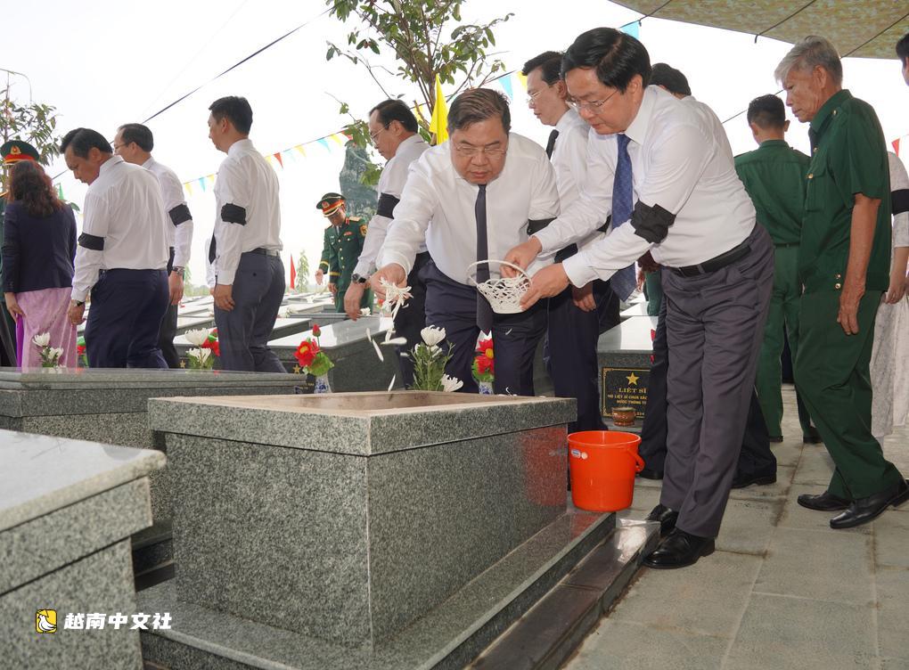 越南在柬埔寨、西寧和安江歸集343具烈士遺骸