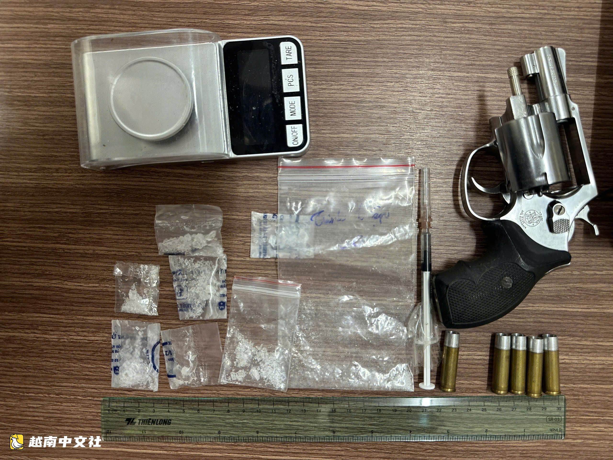越南公安機關通過轄區管理及戒毒後人員管控破獲多起毒品案件