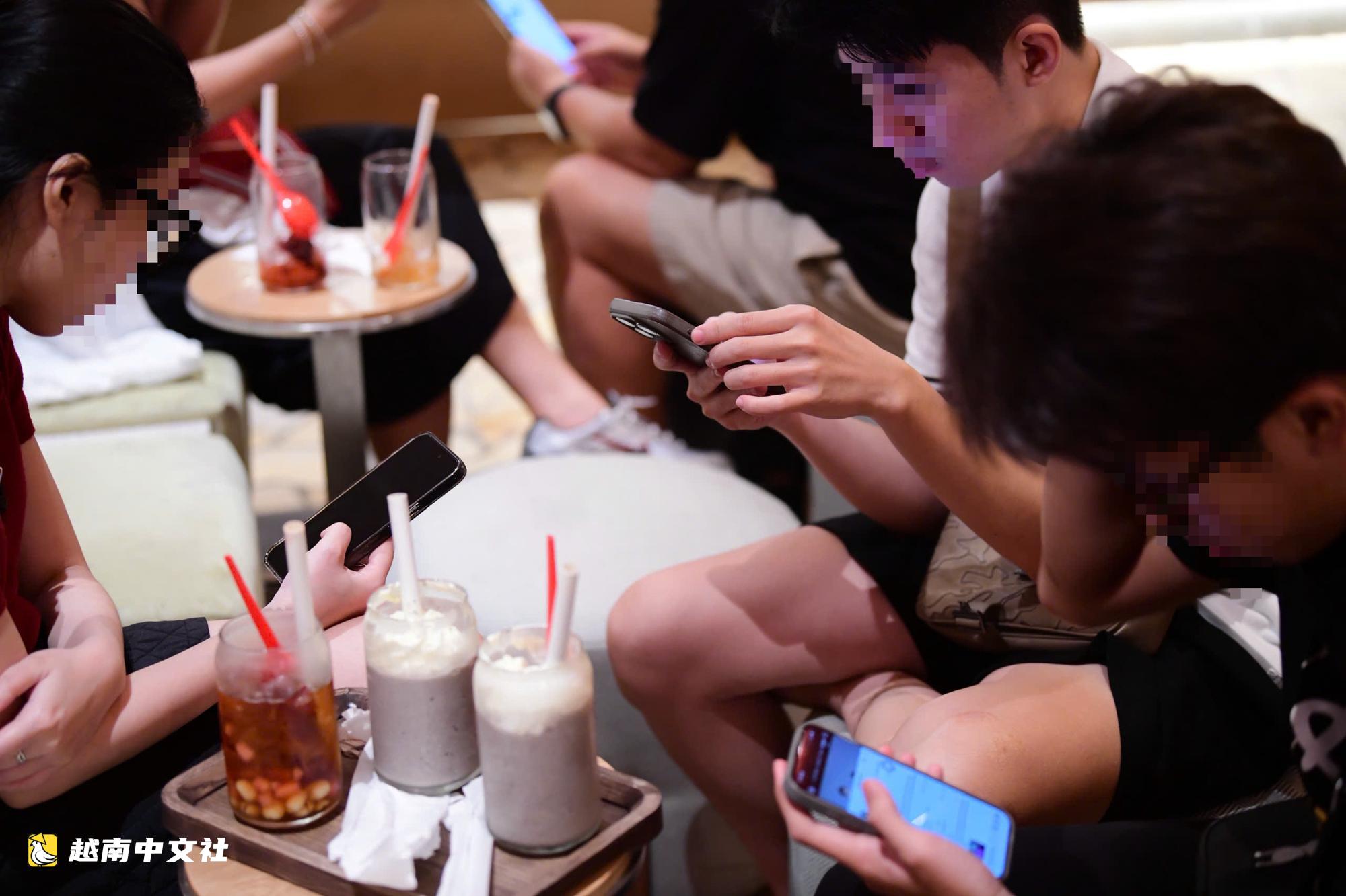 越南因在線生活而精疲力竭