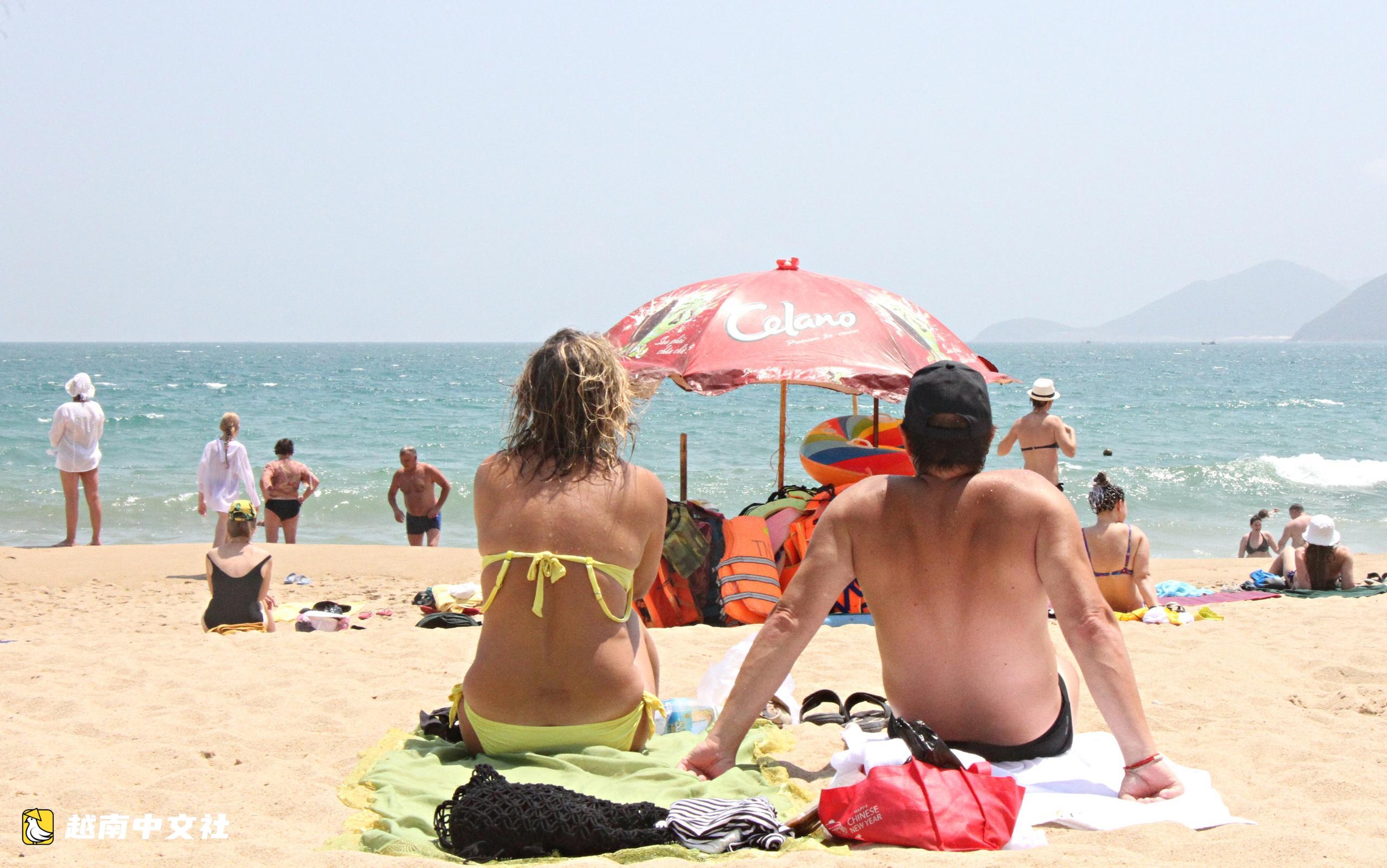 為何俄羅斯遊客蜂擁前往越南旅遊?
