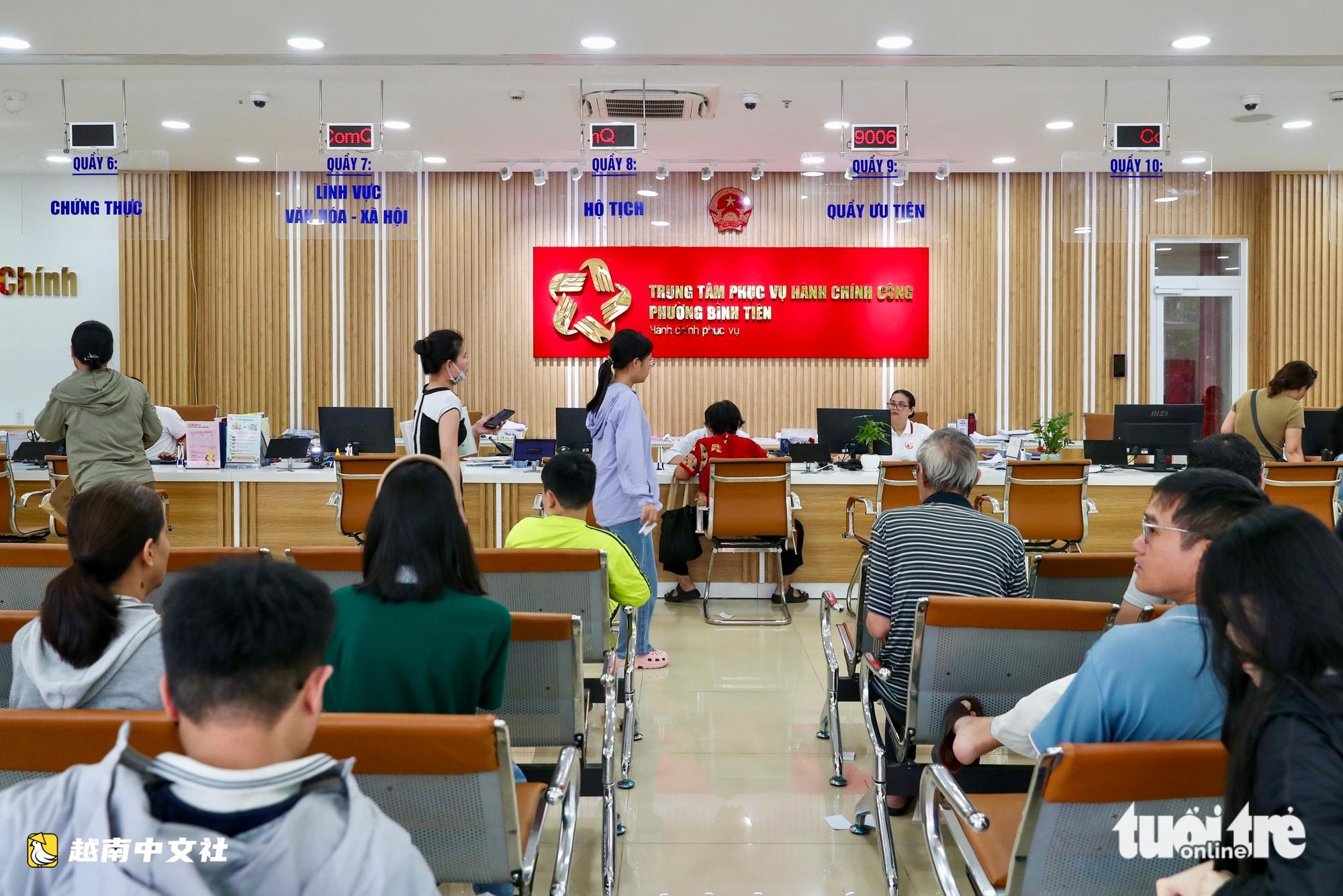 越南胡志明市民眾週六上午辦理行政手續有新選擇