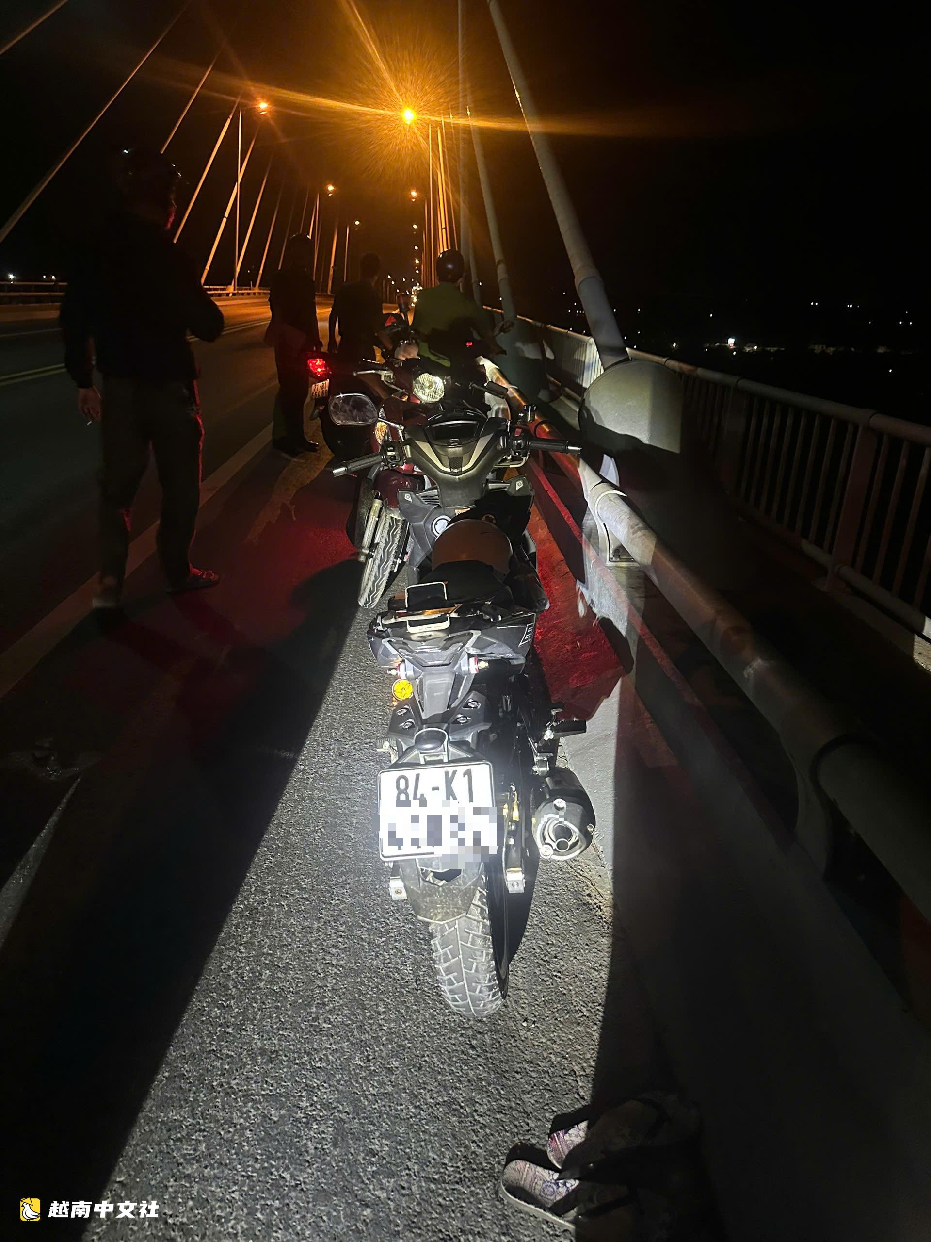 越南一摩托車和手機遺留在拉棲苗橋:已找到跳橋者遺體