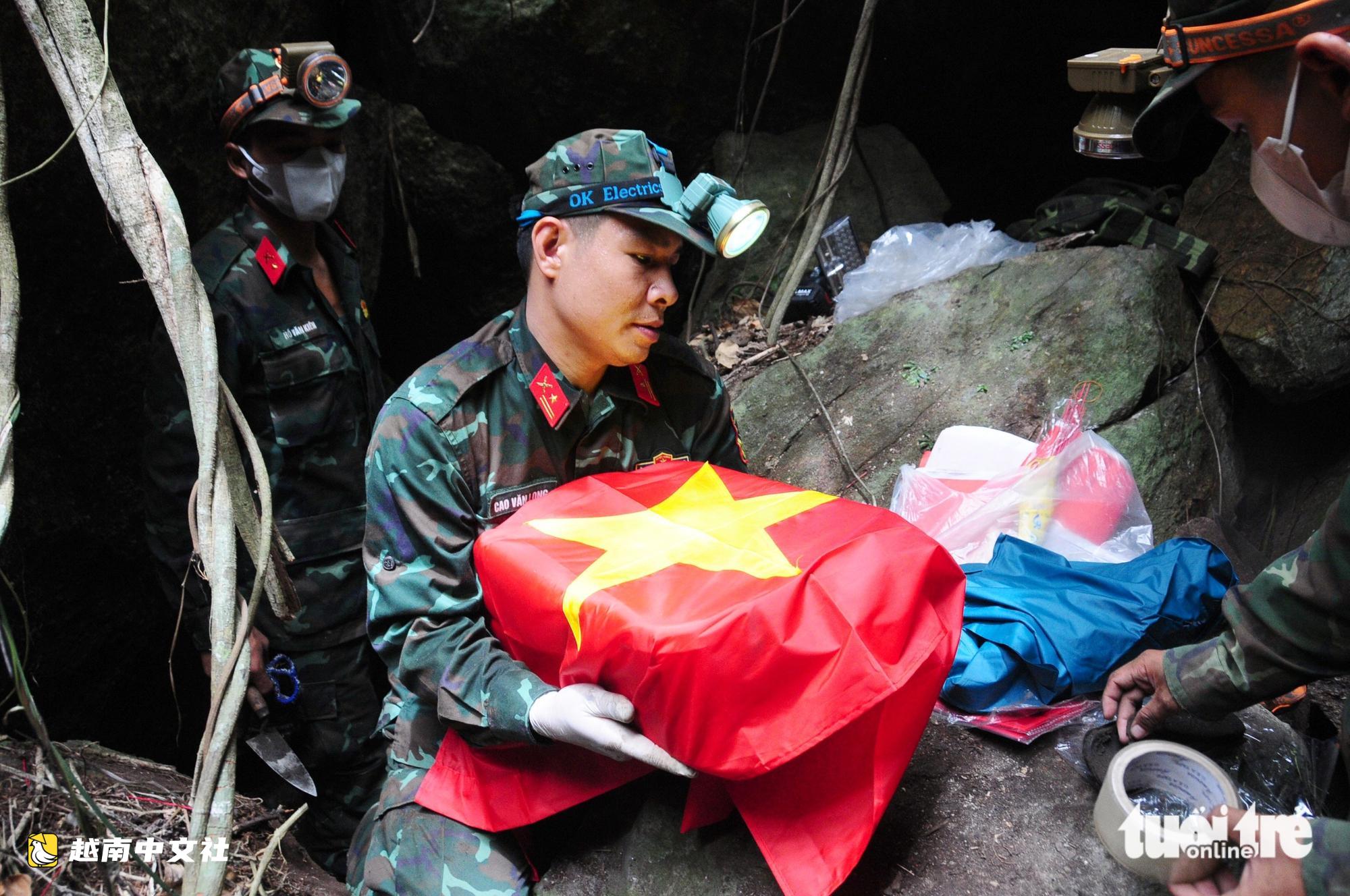 穿林破石,50多年後從深洞中帶出多位烈士遺骸